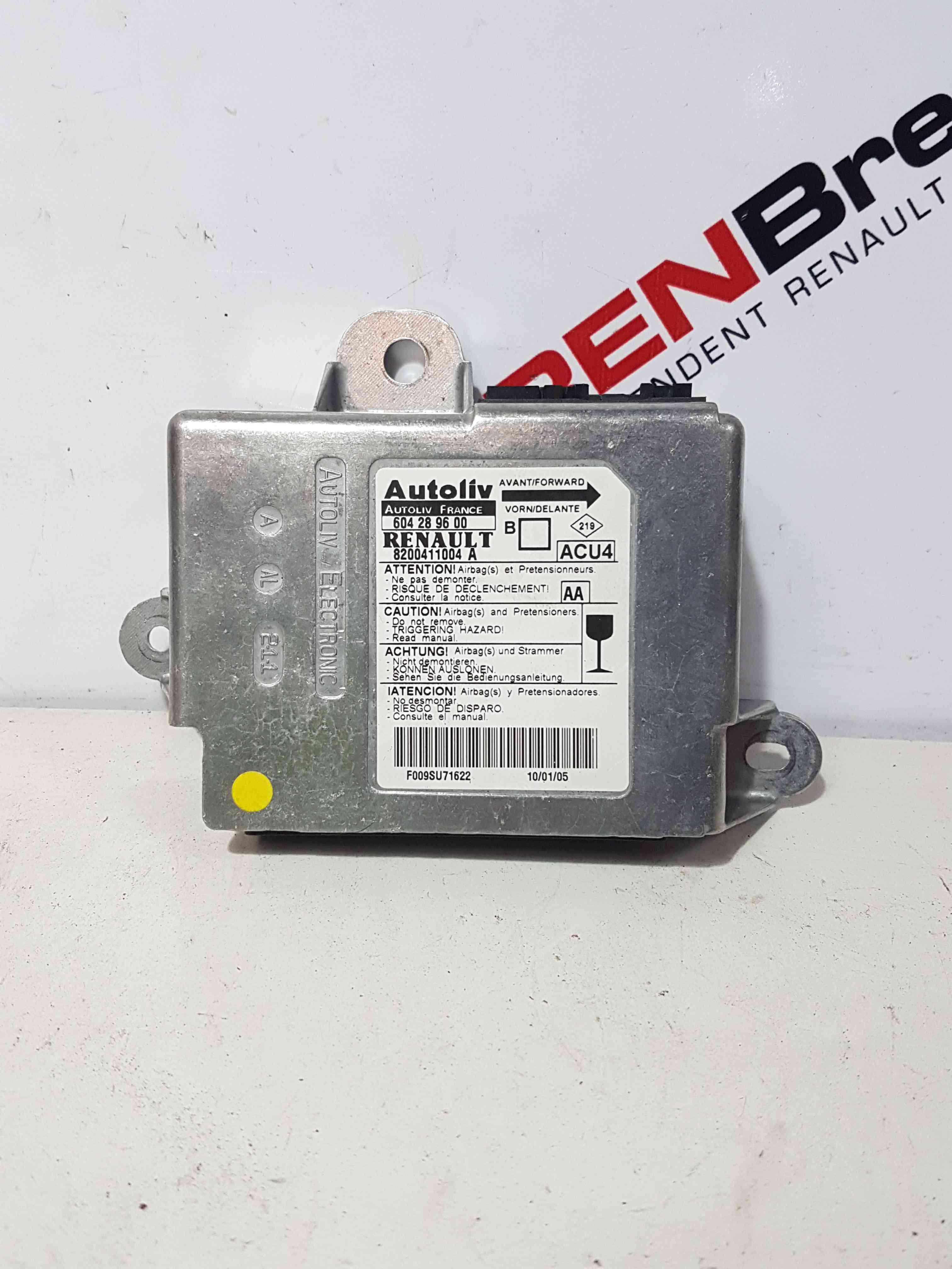 Thumb 7 Renault Megane MK2 2002-2006 Airbag ECU Module 8200411004