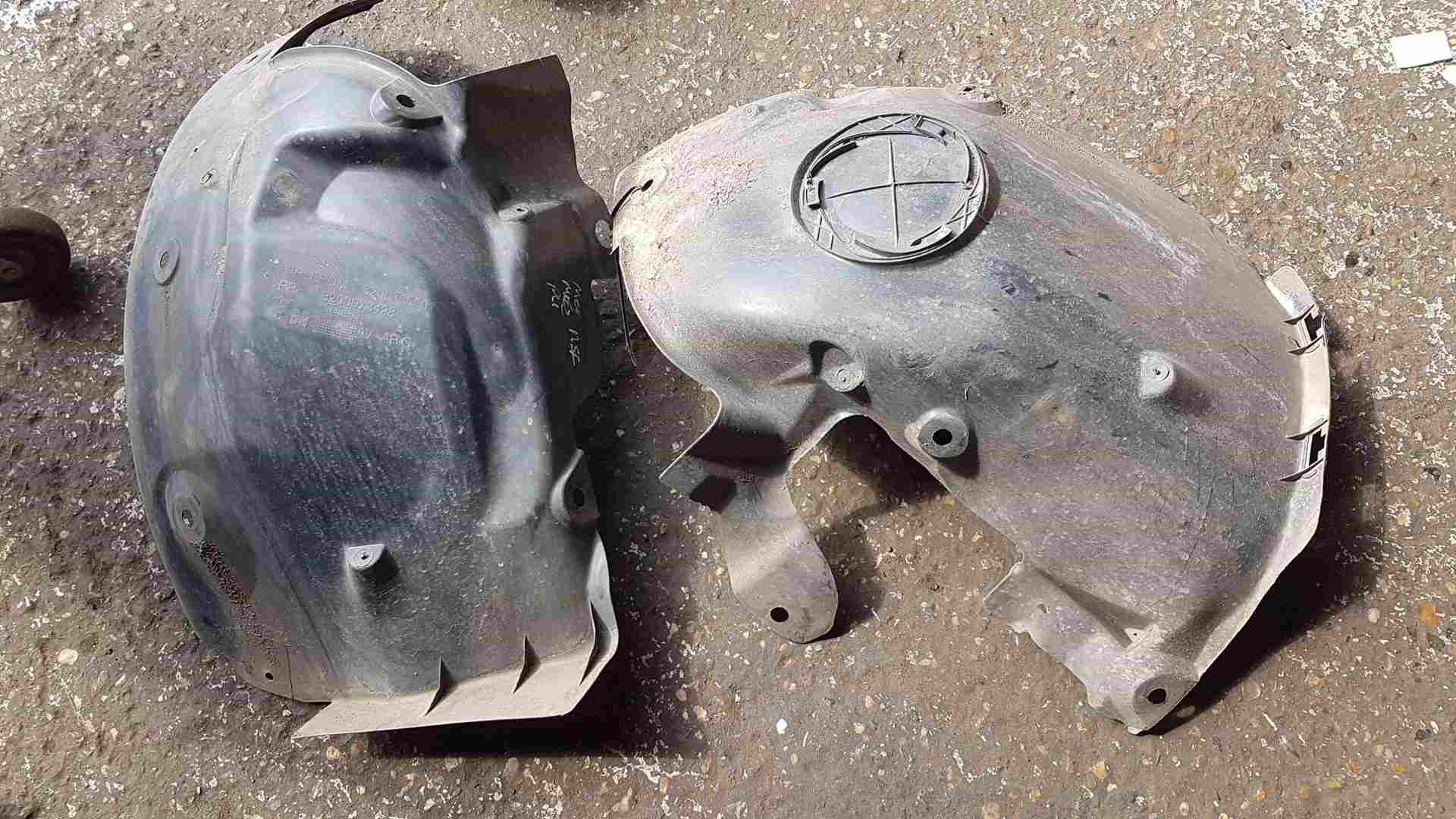 Renault Megane MK2 2002-2006 Passenger NSF Front Wheel Arch Liner Dirt Guards
