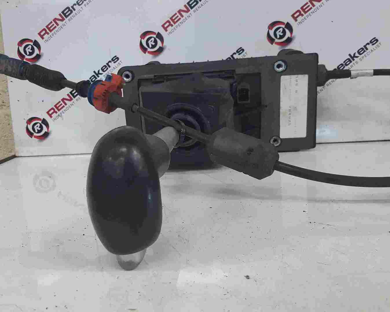 Thumb 2 Renault Megane MK2 2002-2008 Automatic Gearstick Mechanism Cables 8200784975