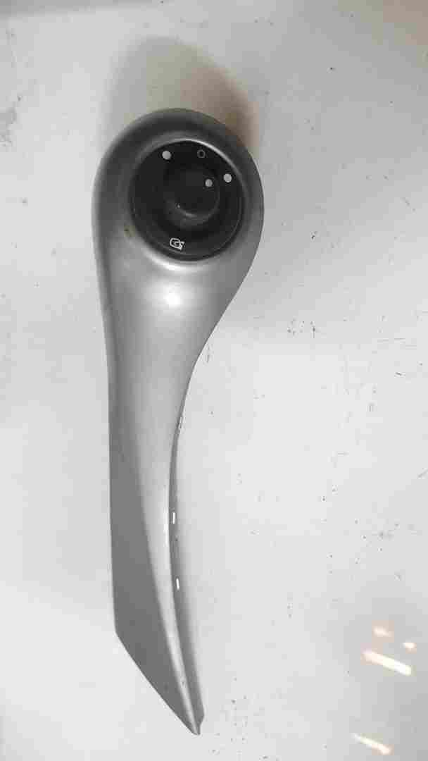 Thumb 2 Renault Megane MK2 2002-2008 Drivers OS Grab Handle Grey Mirror Adjuster Fold