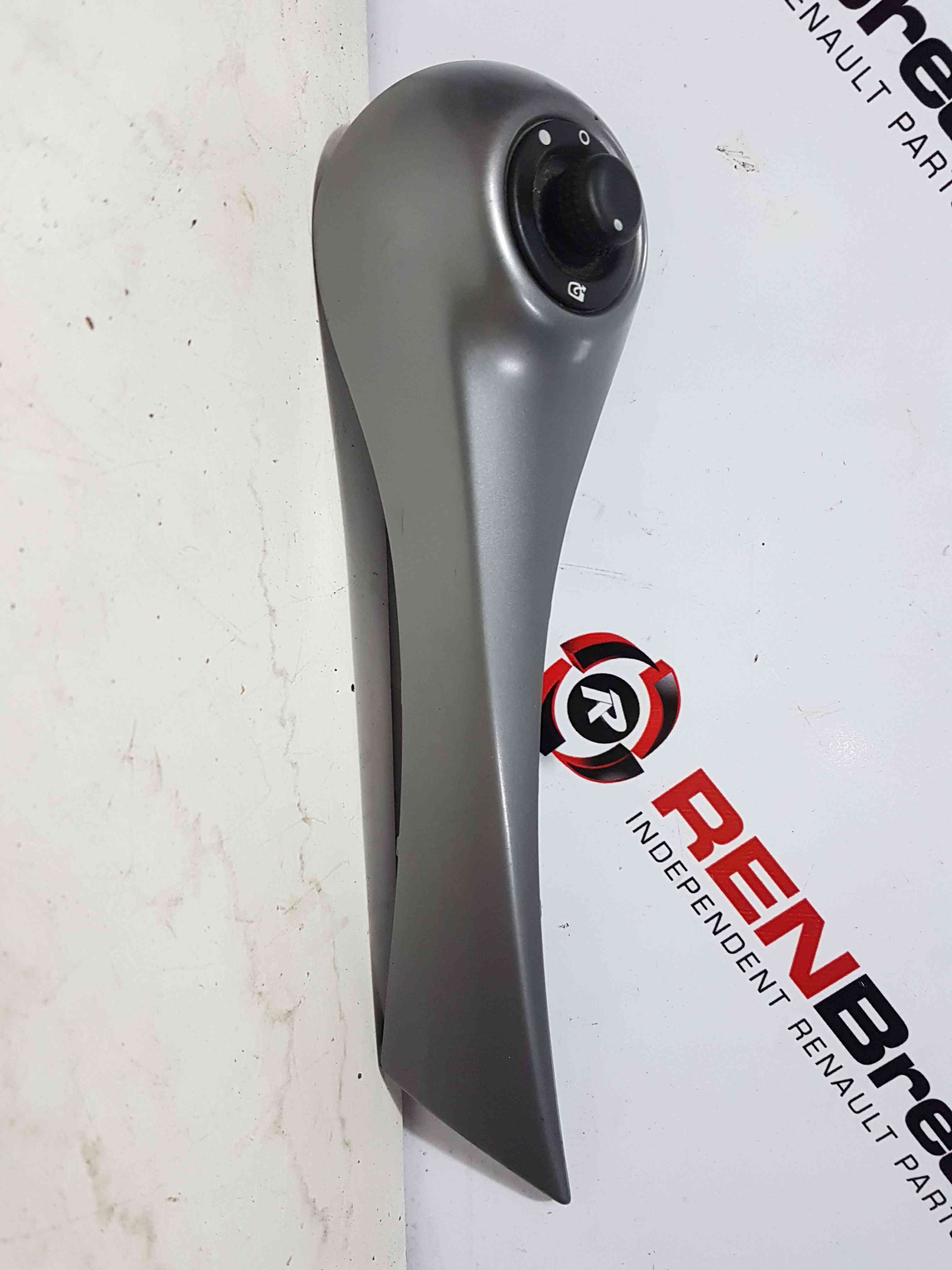 Thumb 7 Renault Megane MK2 2002-2008 Drivers Os Grab Handle Grey Mirror Adjuster Fold