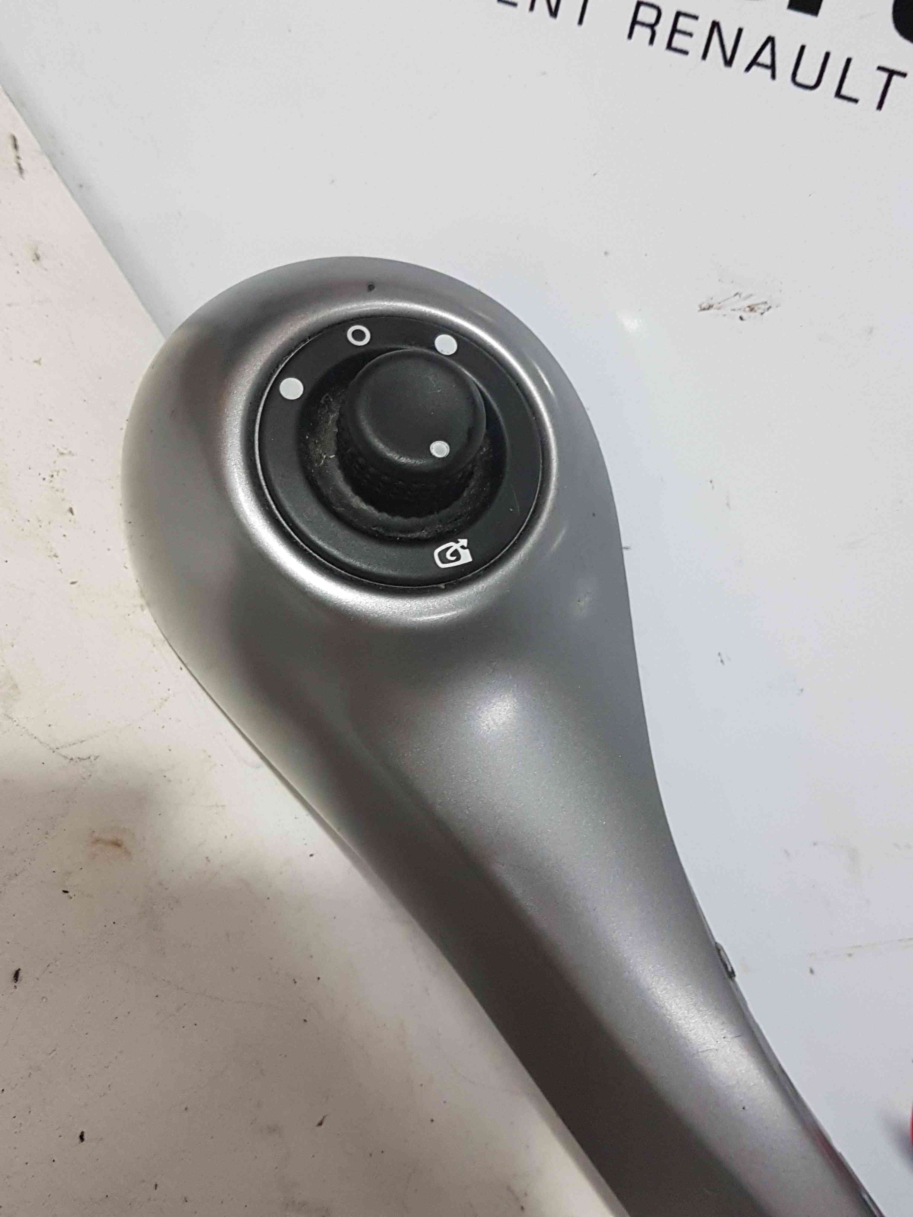 Thumb 3 Renault Megane MK2 2002-2008 Drivers Os Grab Handle Grey Mirror Adjuster Fold