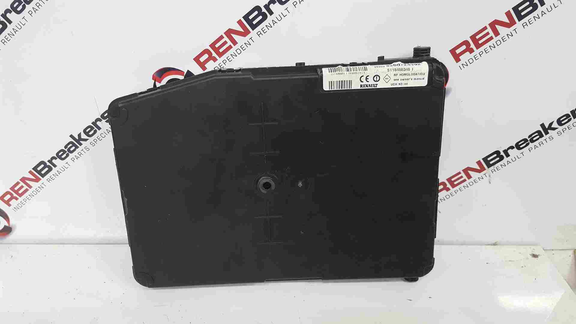 Renault Megane MK2 2002-2008 Fuse Box UCH BCM 8200305576