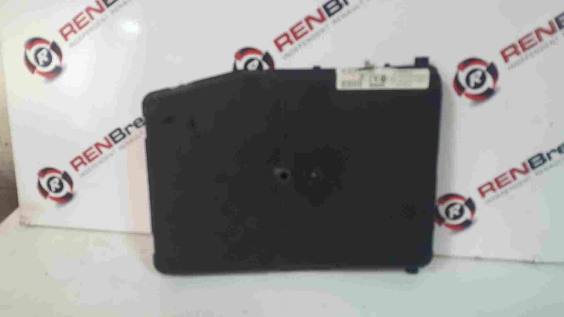 Renault Megane MK2 2002-2008 Fuse Box UCH Unit 8200412549 8200546231