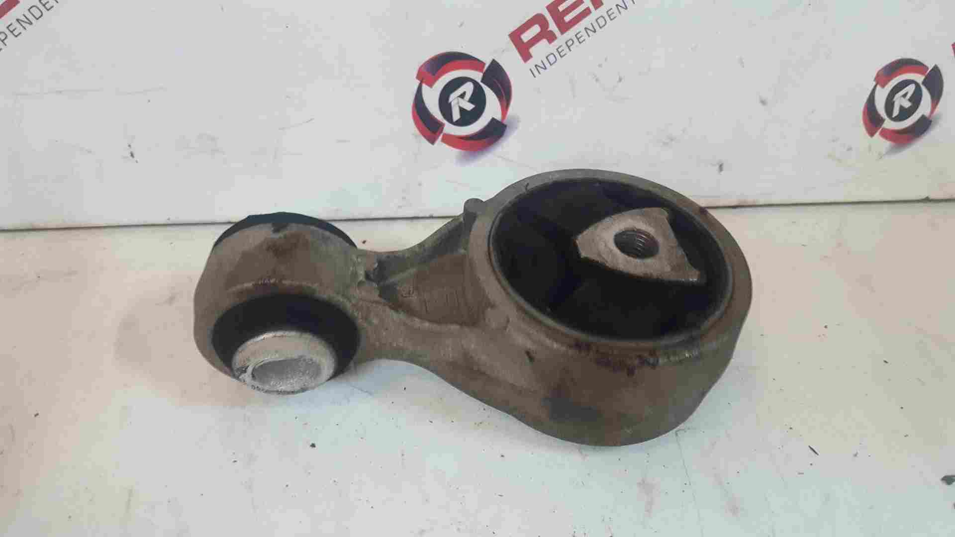 Thumb 3 Renault Megane MK2 2006-2008 1.5 DCI Engine Mount 8200355673