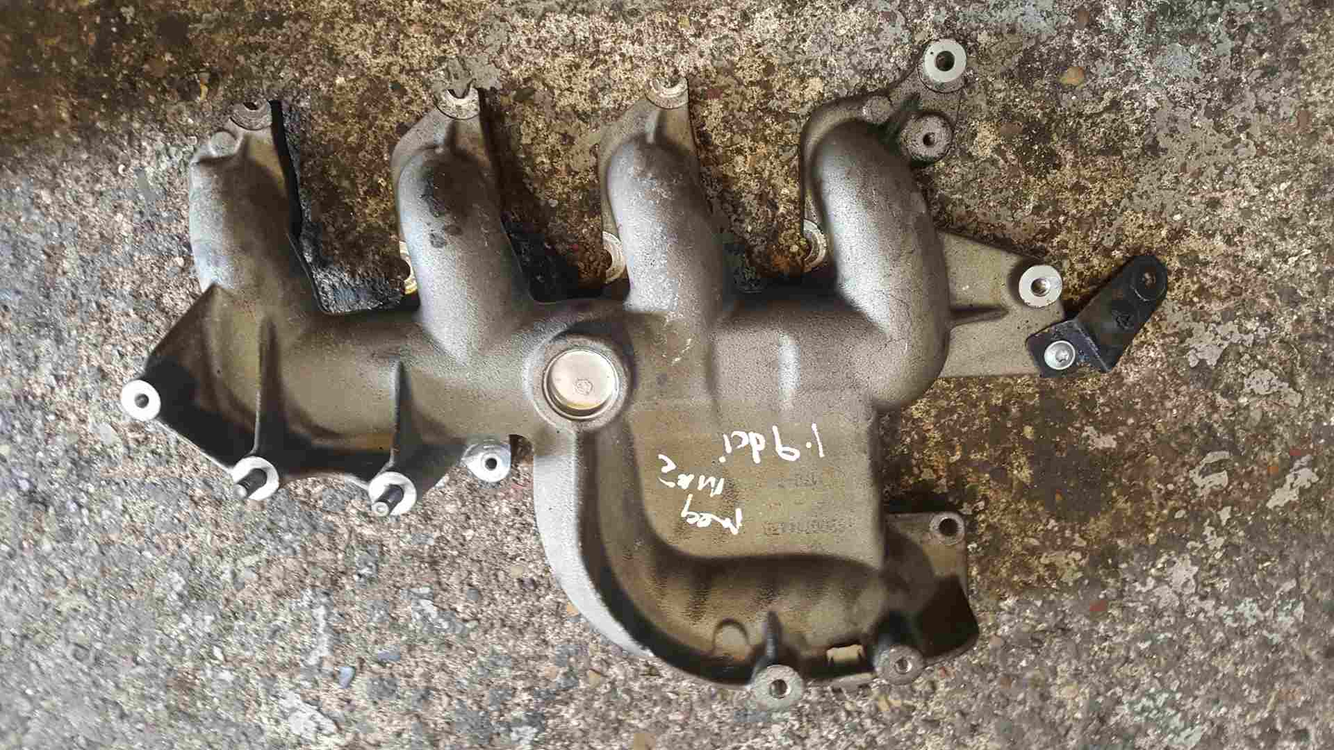 Thumb 4 Renault Megane MK2 2006-2008 1.9 DCI Intake Manifold Mani 8200714430 