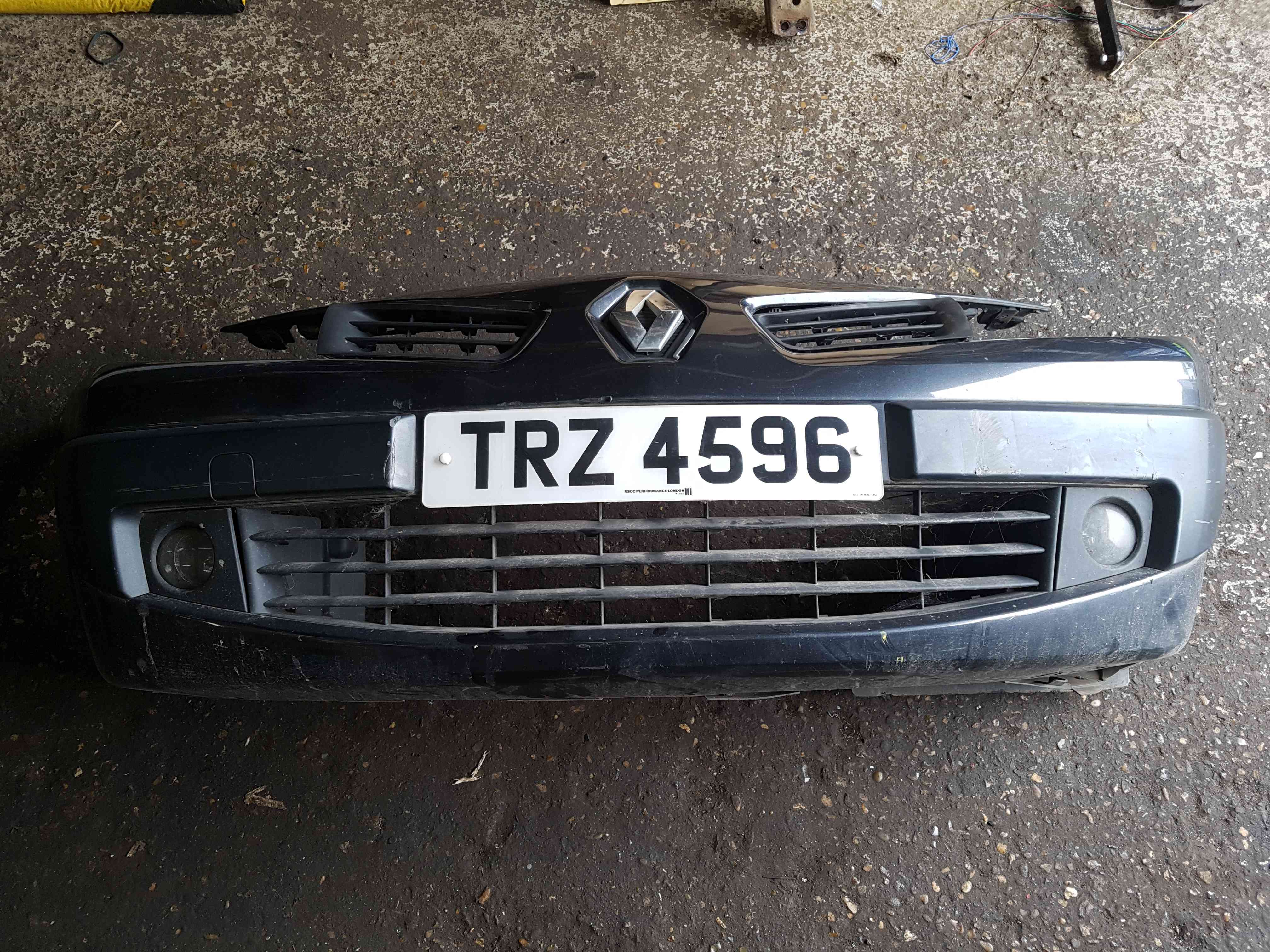 Thumb 3 Renault Megane MK2 Convertible 2006-2008 Front Bumper Grey Teb66