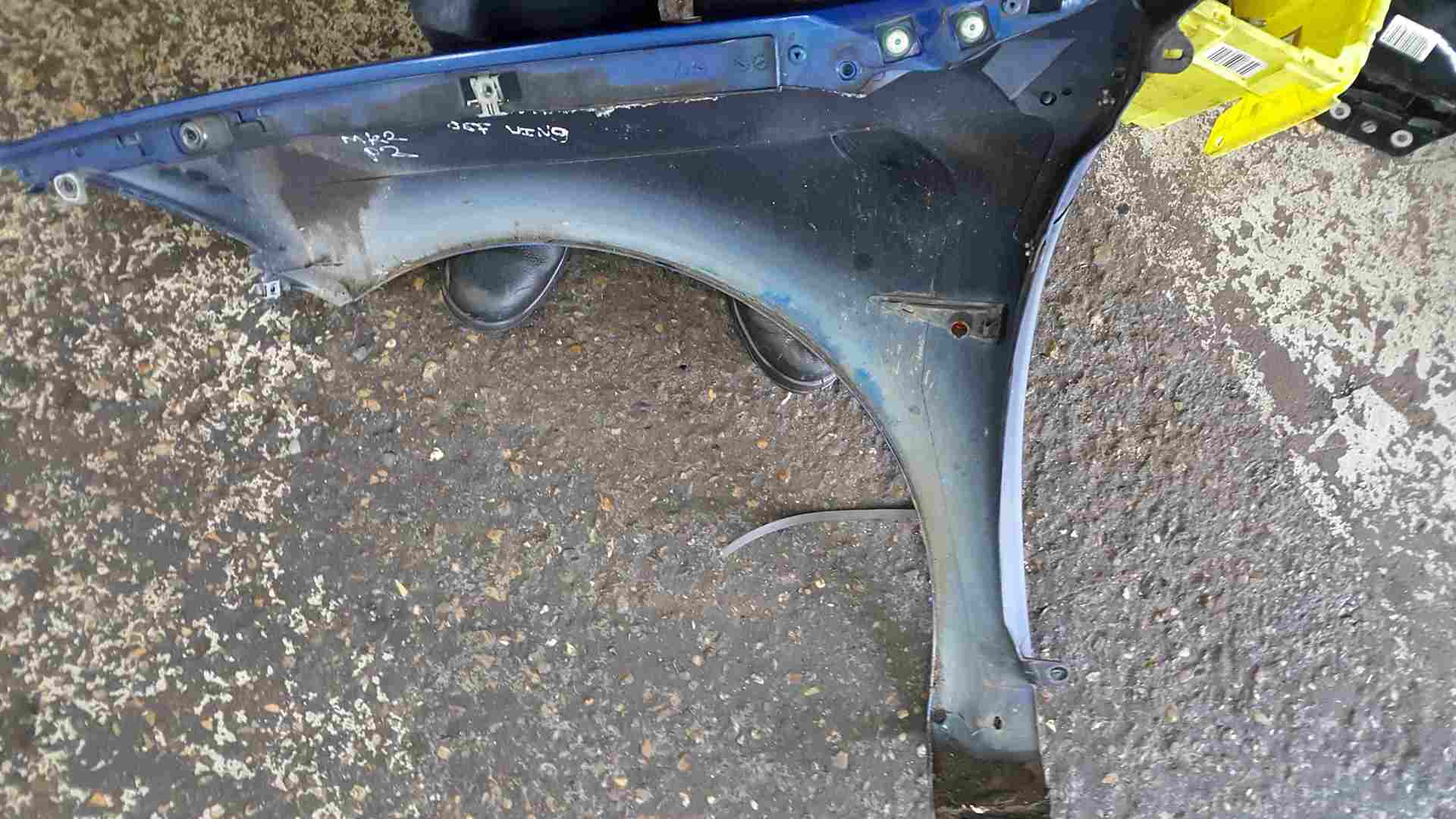 Thumb 3 Renault Megane MK2 Sport 2002-2008 172 Drivers OS Wing Blue TERNA
