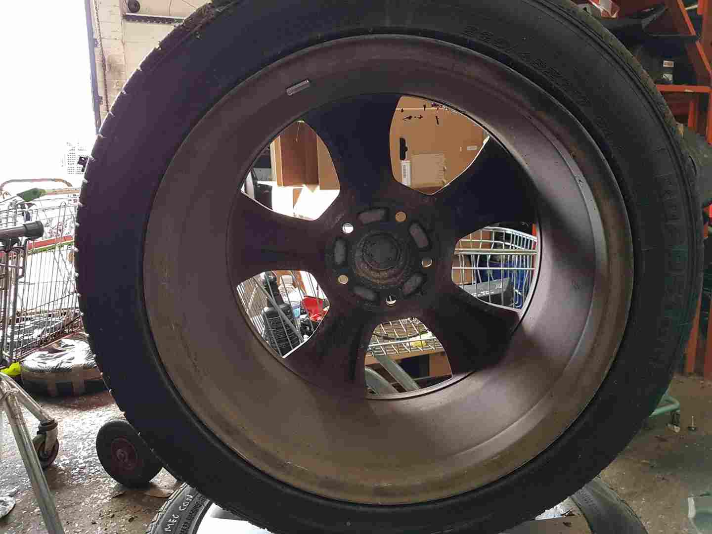 Thumb 6 Renault Megane MK3 2008-2010 Alloy Wheel 17Inch + Tyre 225 45 17 6Mm 403000067R