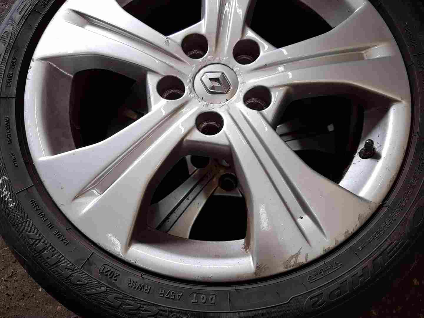 Thumb 2 Renault Megane MK3 2008-2010 Alloy Wheel 17Inch 403000067R 3/5