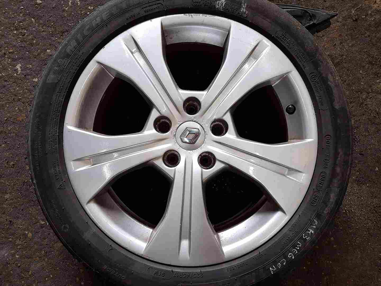 Thumb 7 Renault Megane MK3 2008-2010 Alloy Wheel 17Inch 403000067R 3/5