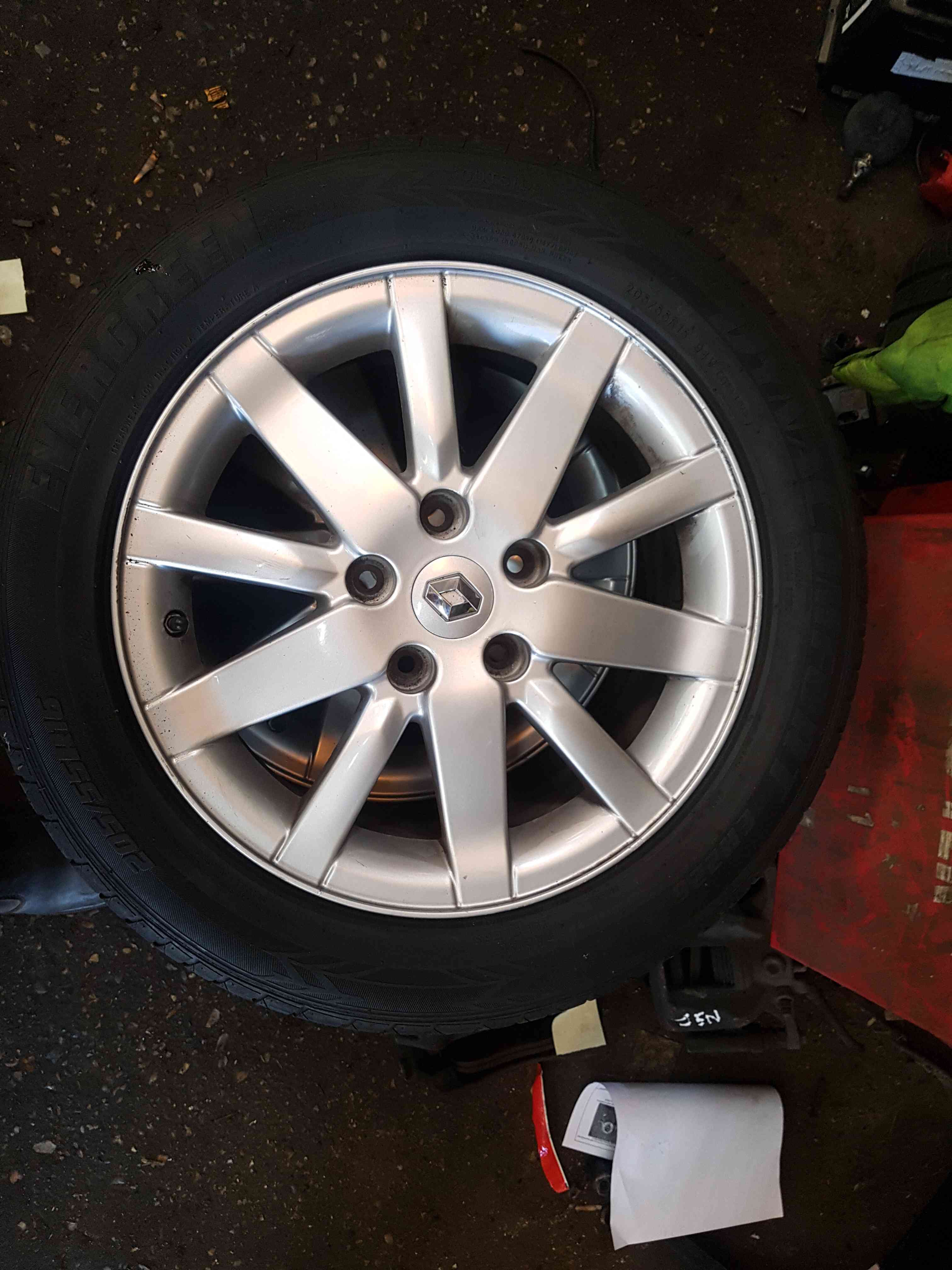 Thumb 2 Renault Megane MK3 2008-2010 Alloy Wheel 16Inch 4/5 15 5 STUD SPIRALE 205 55 16