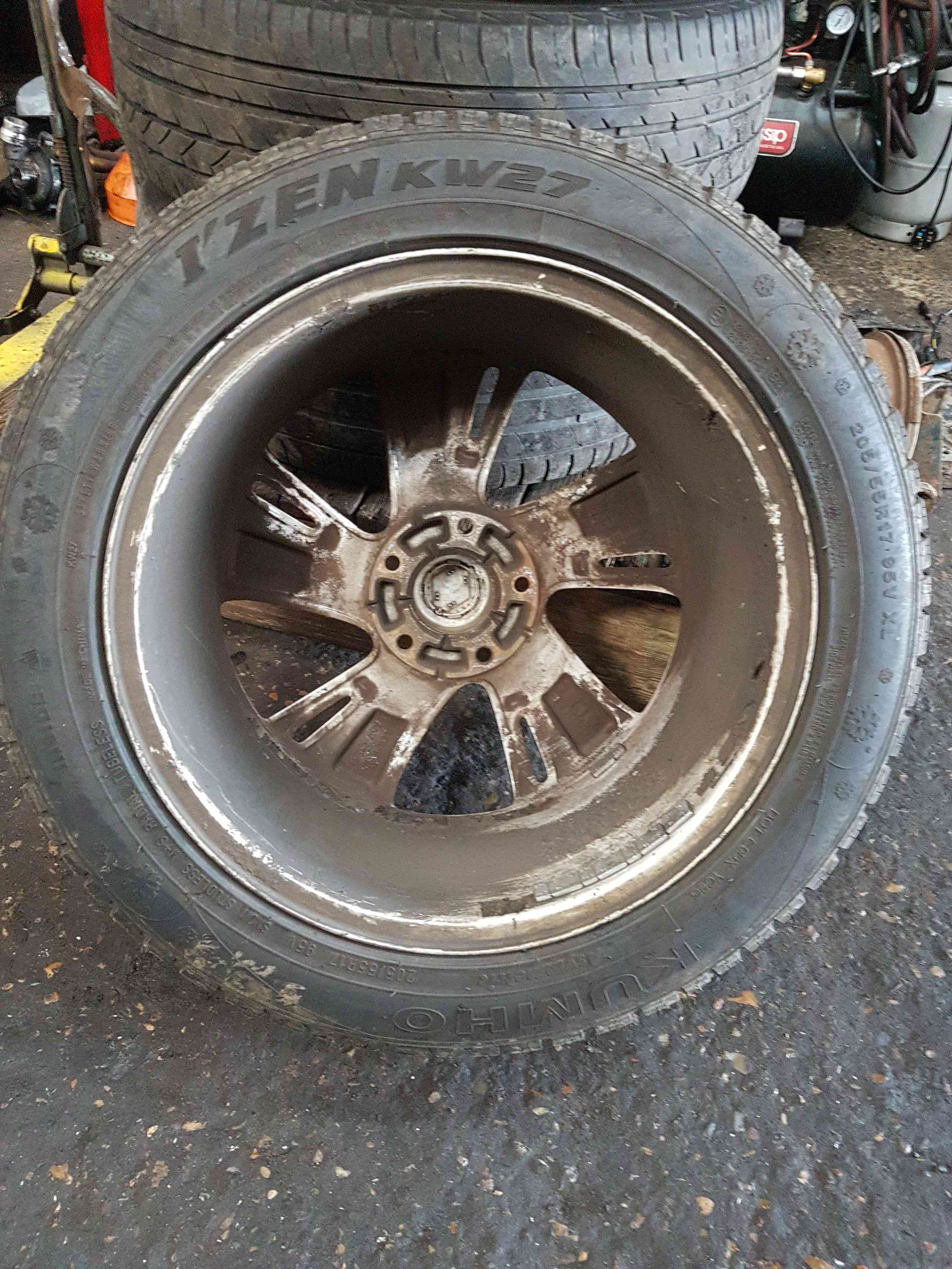 Thumb 8 Renault Megane MK3 2008-2010 Alloy Wheel Inch 4/5 205 55 17 403006435R 