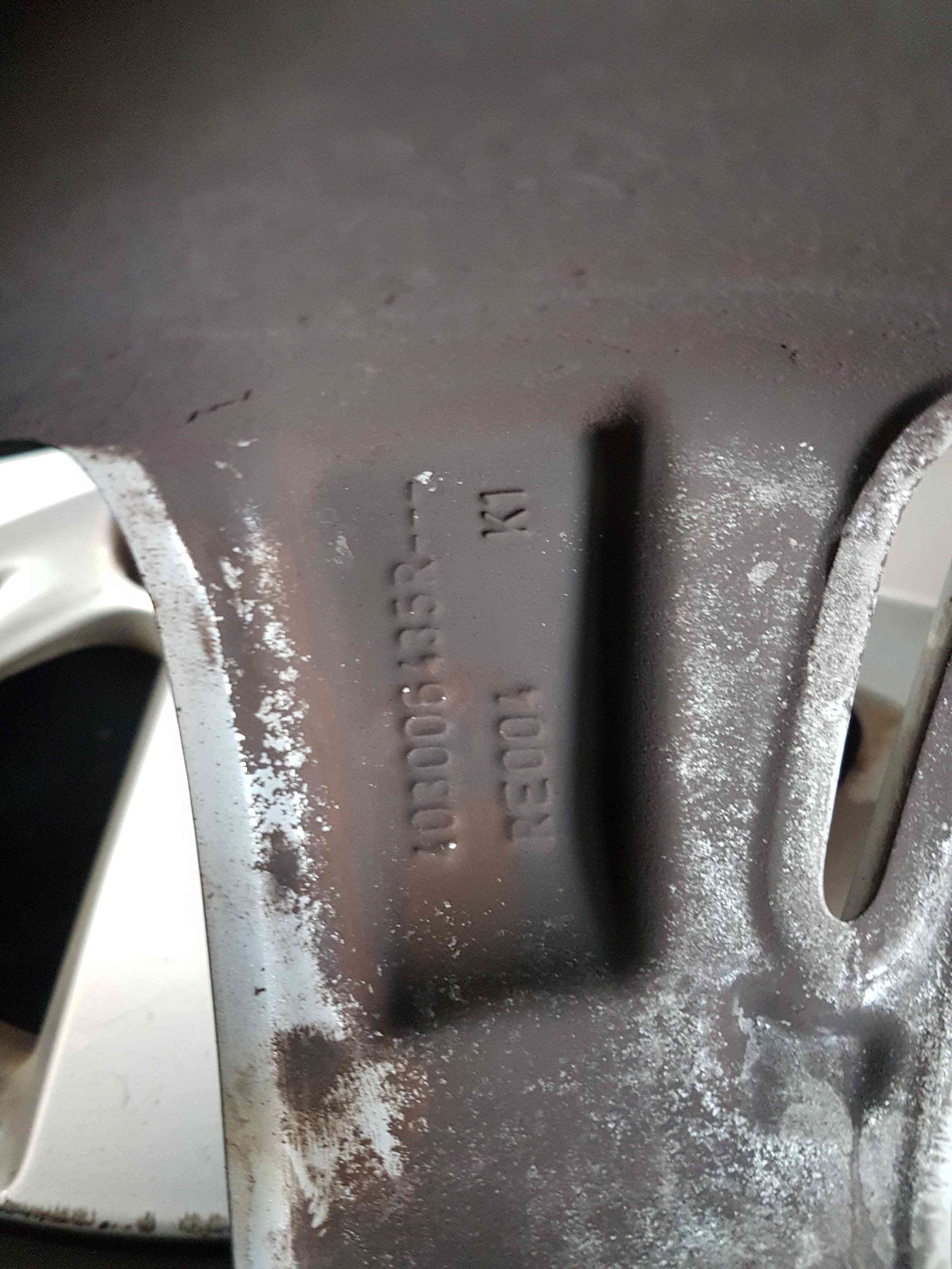 Thumb 8 Renault Megane MK3 2008-2010 Alloy Wheel Inch 4/5 205 55 17 403006435R 