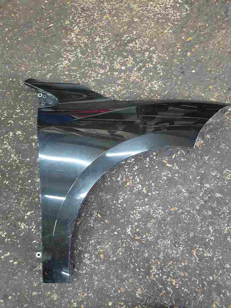 Renault Megane MK3 2008-2010 Drivers Os OSF Wing Panel Black 676