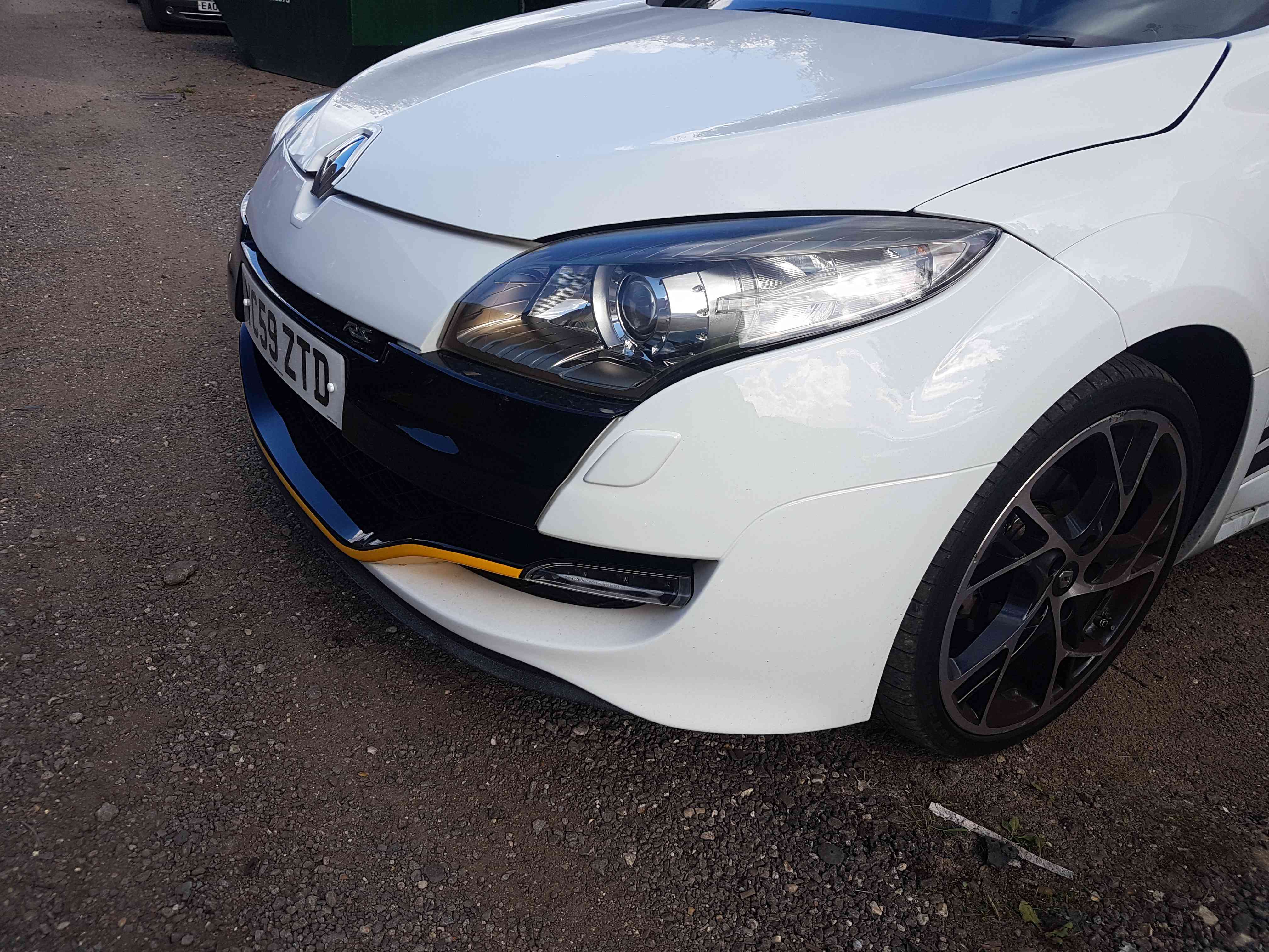 Thumb 6 Renault Megane RS Sport 250 MK3 2008-2010 Front Bumper White Ov369 369