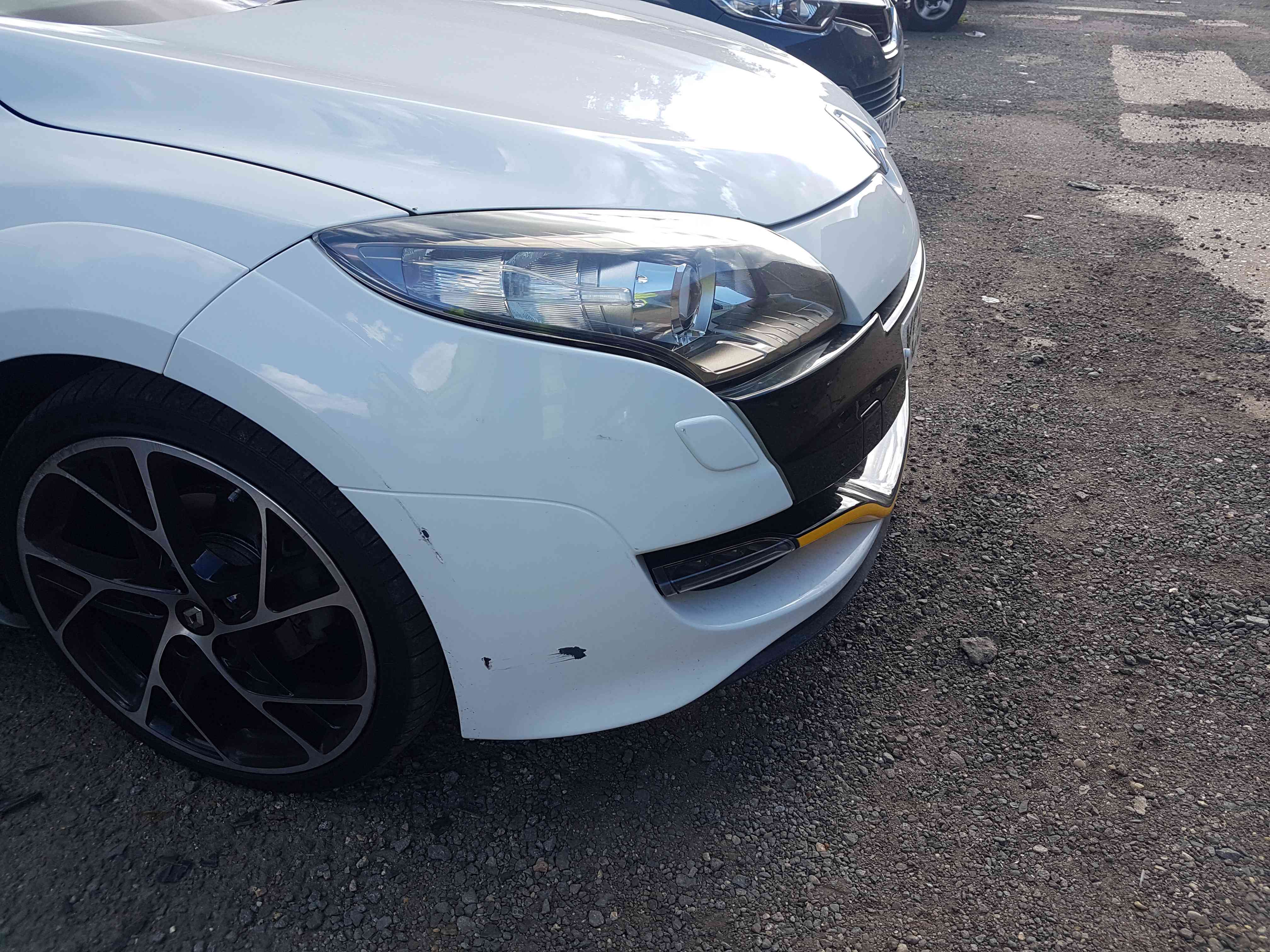 Thumb 7 Renault Megane RS Sport 250 MK3 2008-2010 Front Bumper White Ov369 369