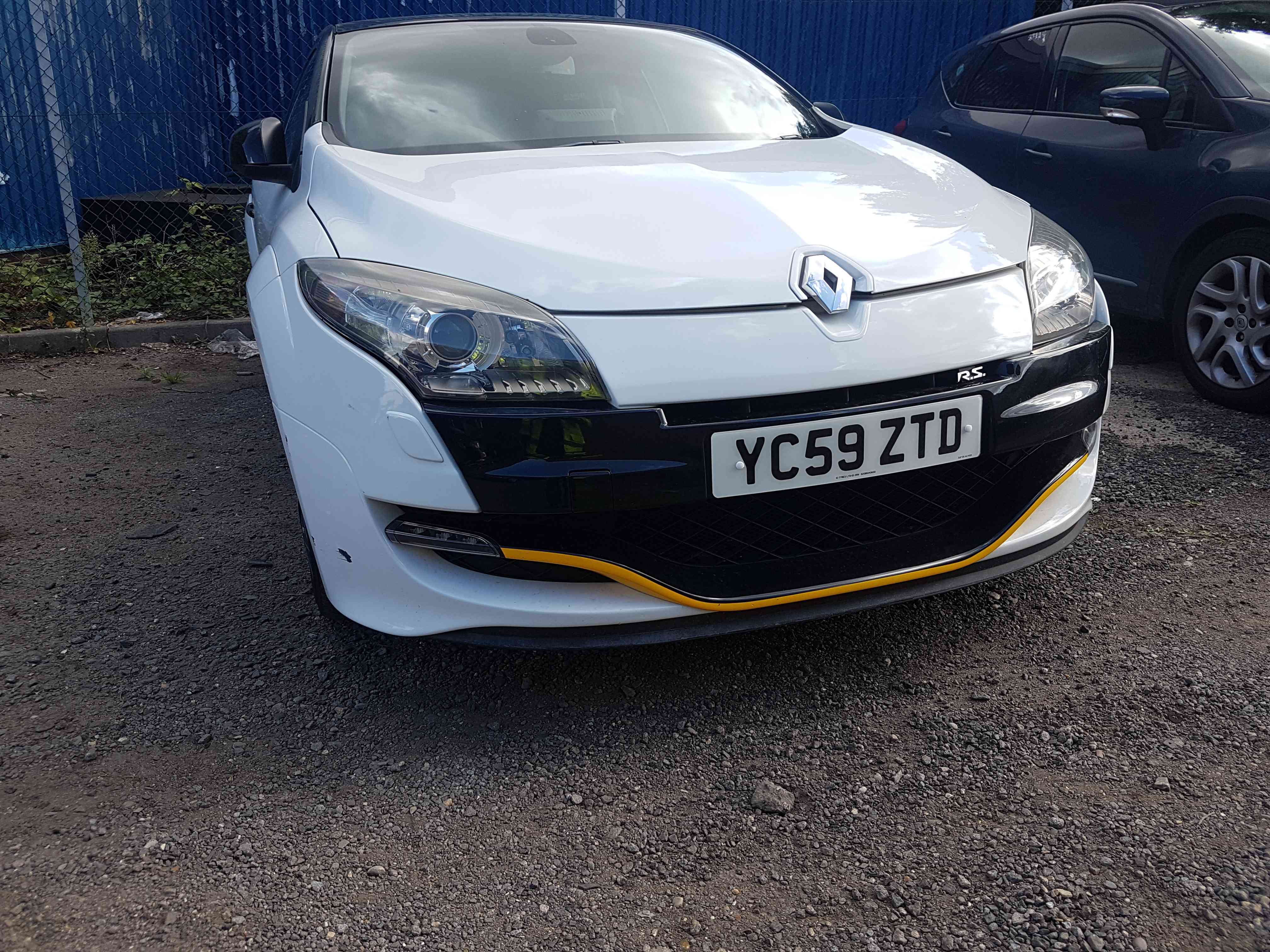 Thumb 9 Renault Megane RS Sport 250 MK3 2008-2010 Front Bumper White Ov369 369