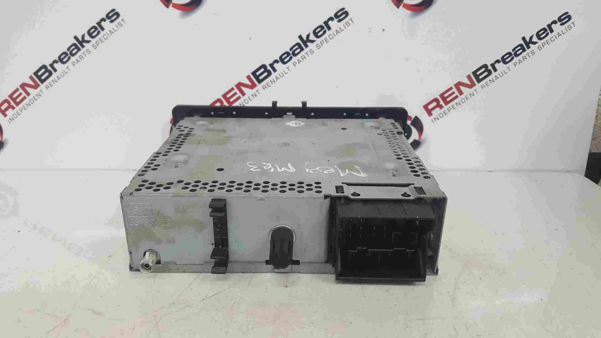 Thumb 2 Renault Megane MK3 2008-2010 Radio Cd Player Unit + Code 281150020R