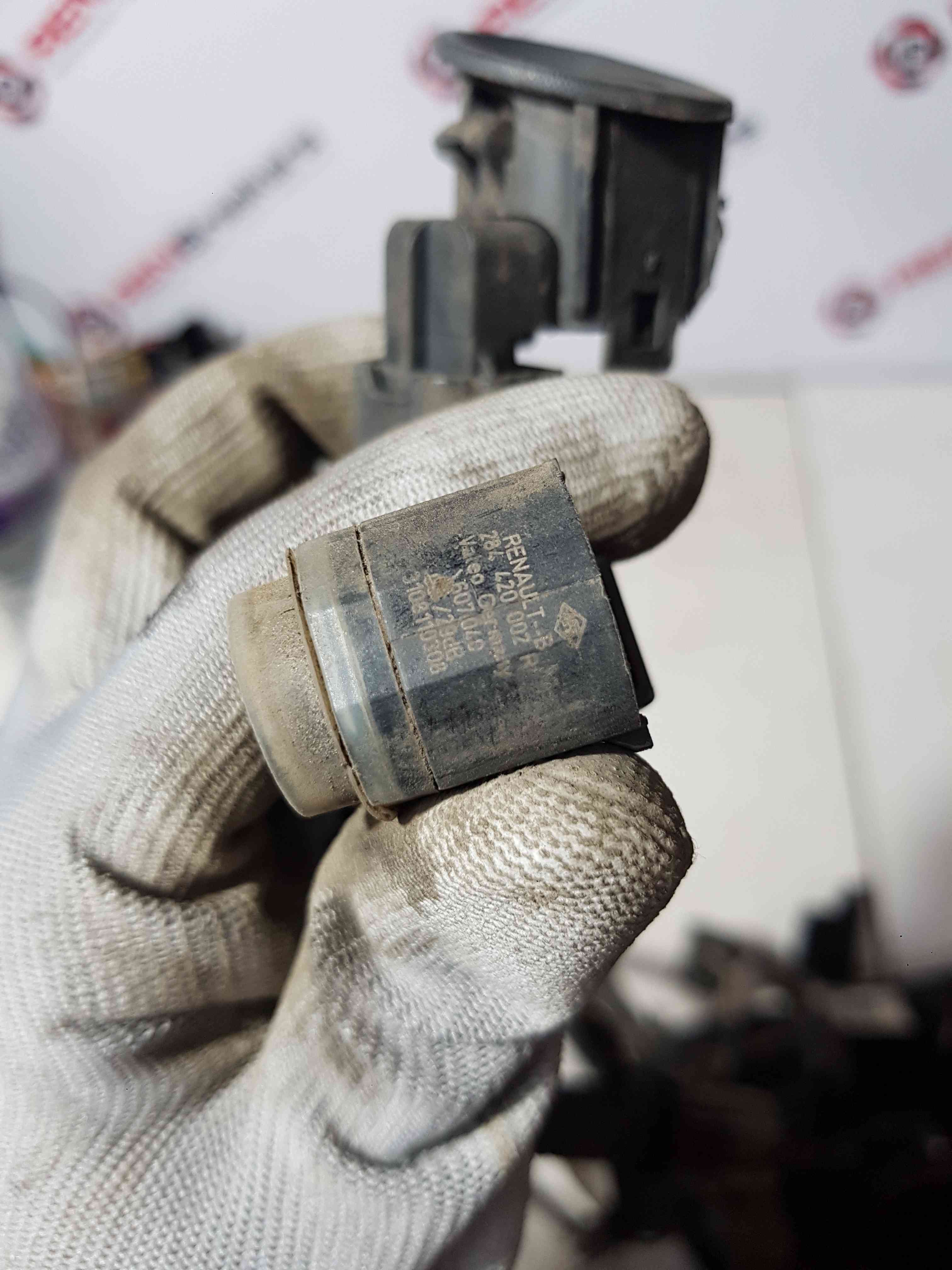 Thumb 8 Renault Megane MK3 2008-2010 Rear Parking Sensors Complete 284420001R 240151647R