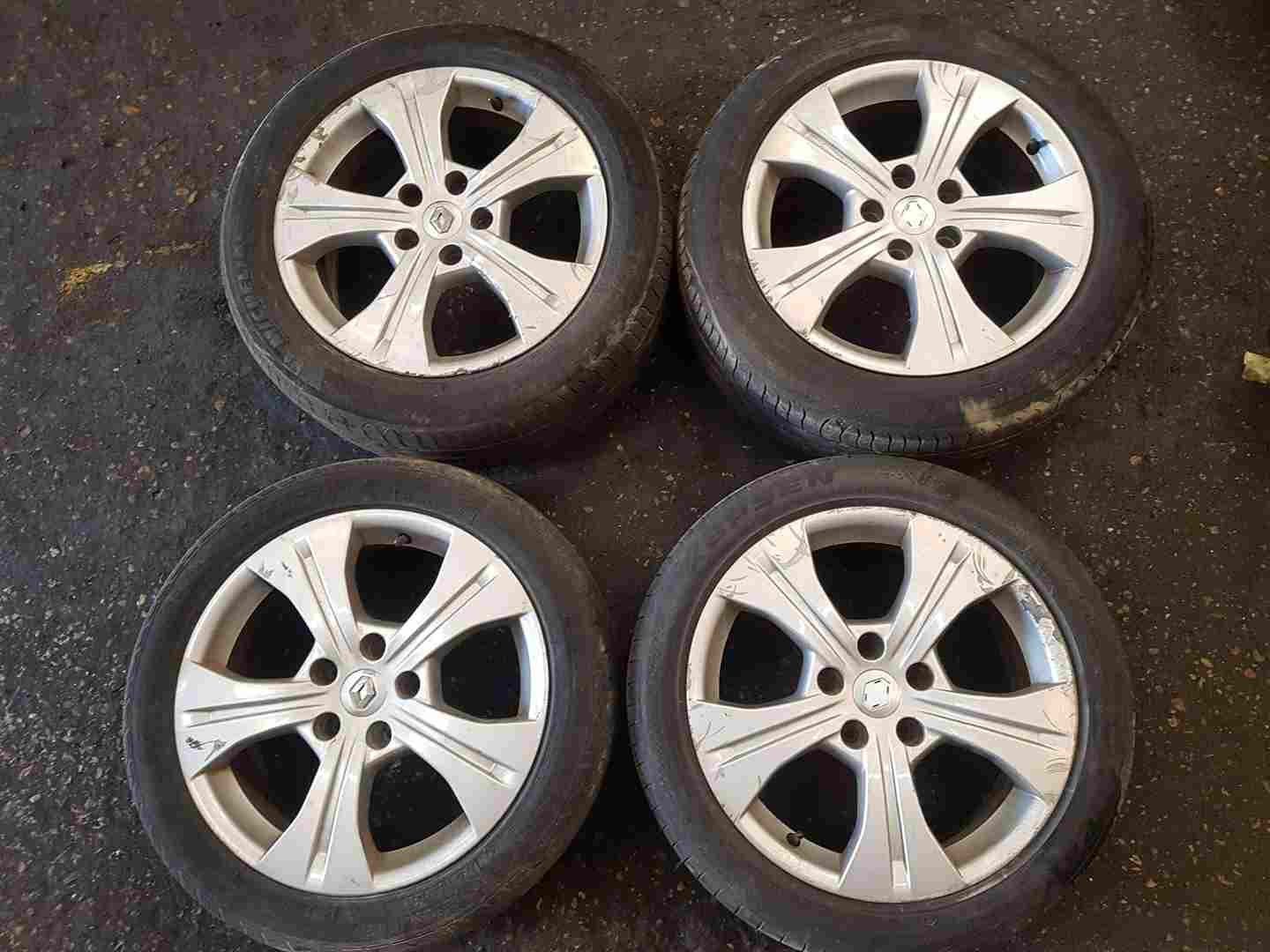 Thumb 7 Renault Megane MK3 2008-2010 Shuss Alloy Alloys  Wheels SET X4 17Inch 3/5