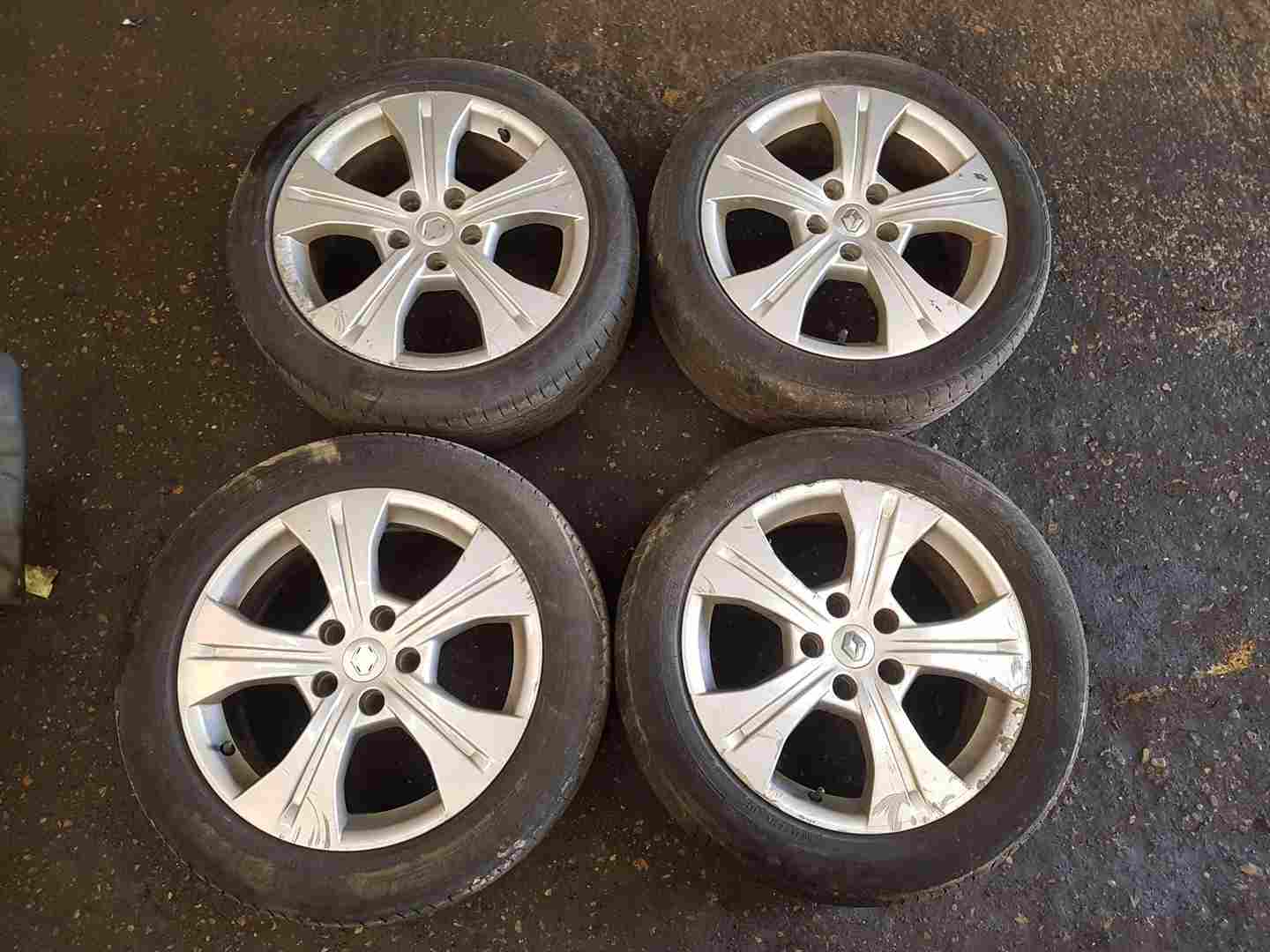Renault Megane MK3 2008-2010 Shuss Alloy Alloys  Wheels SET X4 17Inch 3/5