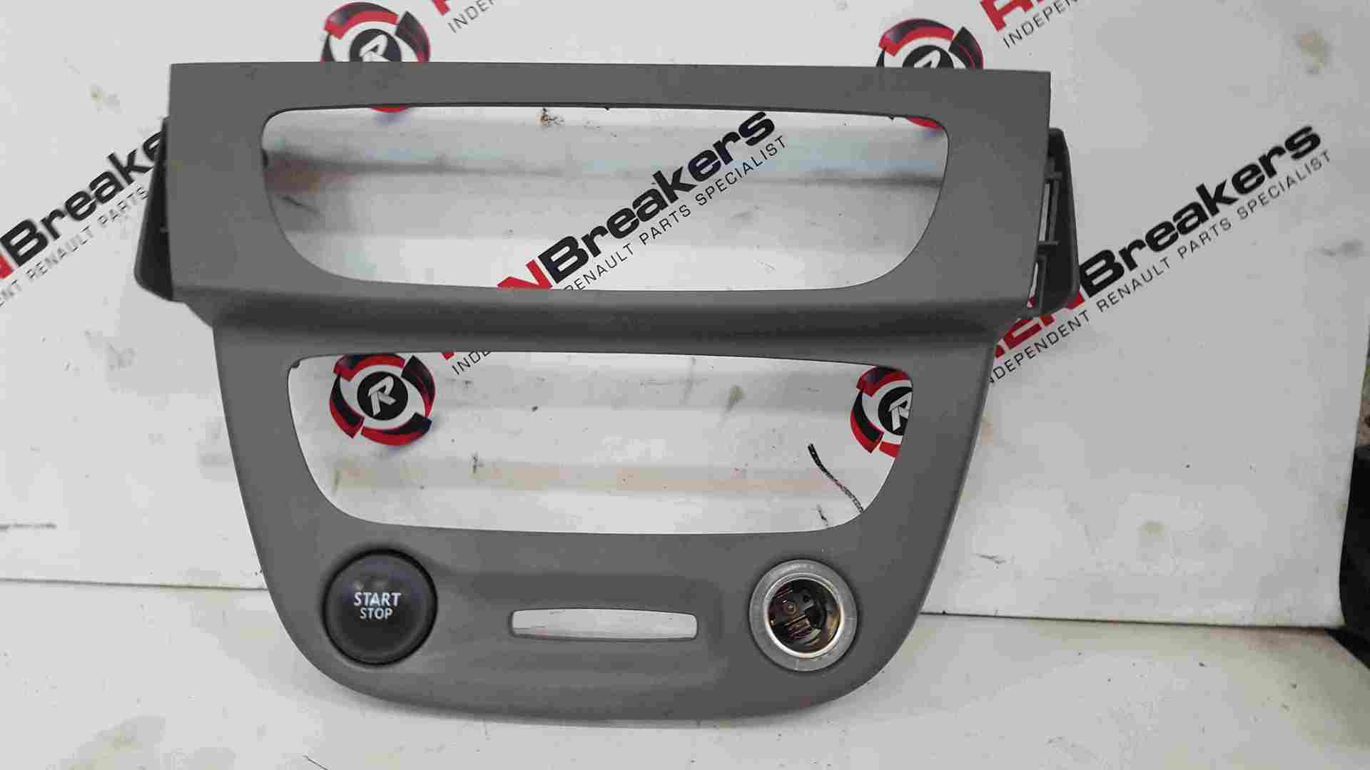 Thumb 2 Renault Megane MK3 2008-2012 Centre Display Surround Trim 682608709R