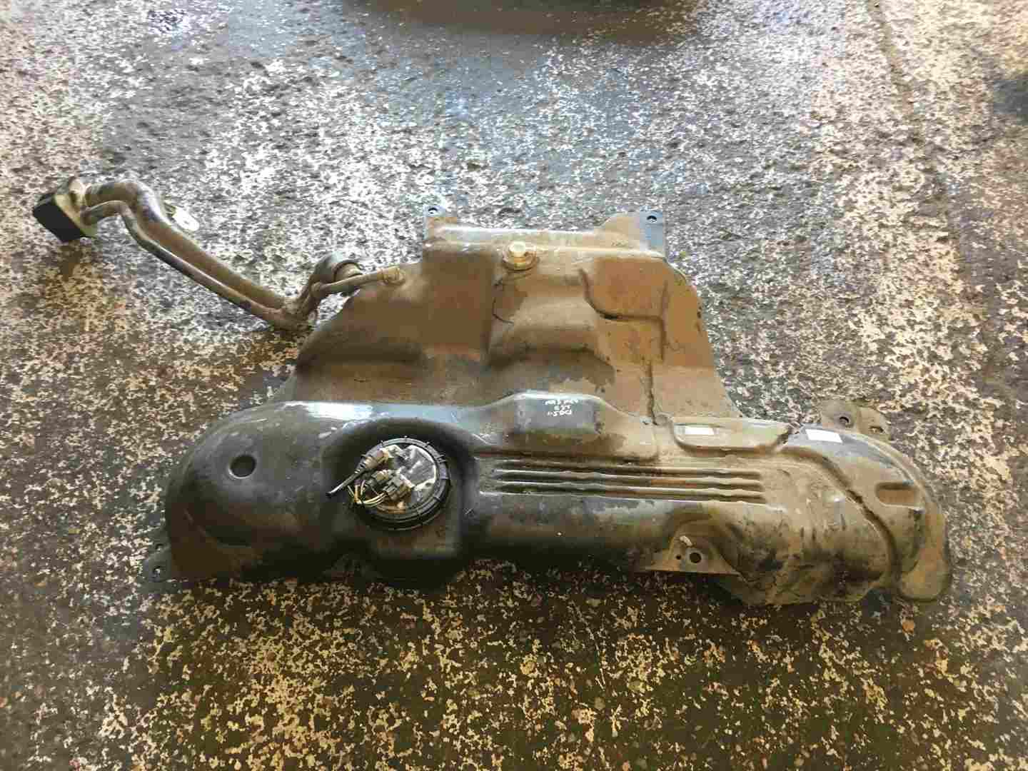 Renault Megane MK3 2008-2012 Diesel Fuel Tank 172030011R