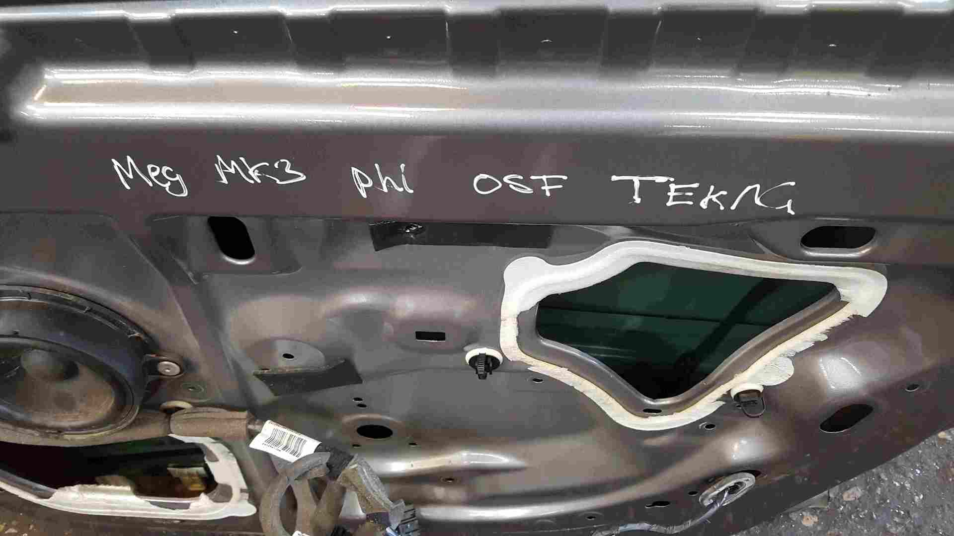Thumb 2 Renault Megane MK3 2008-2012 Drivers OSF Front Door Grey TEKNG 5dr