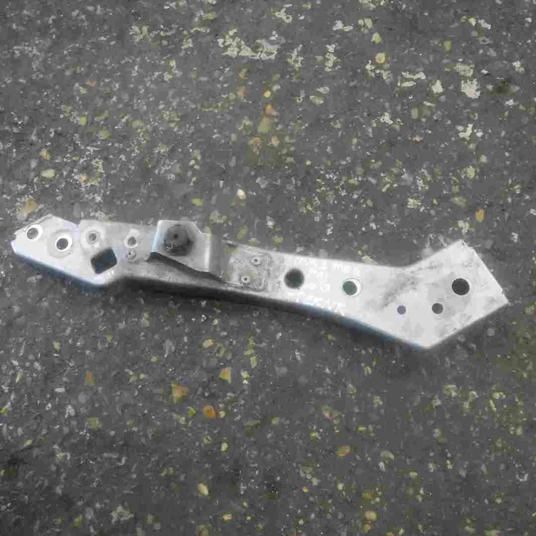 Renault Megane MK3 2008-2012 Drivers OSF Front Slam Panel Bracket 6251306D