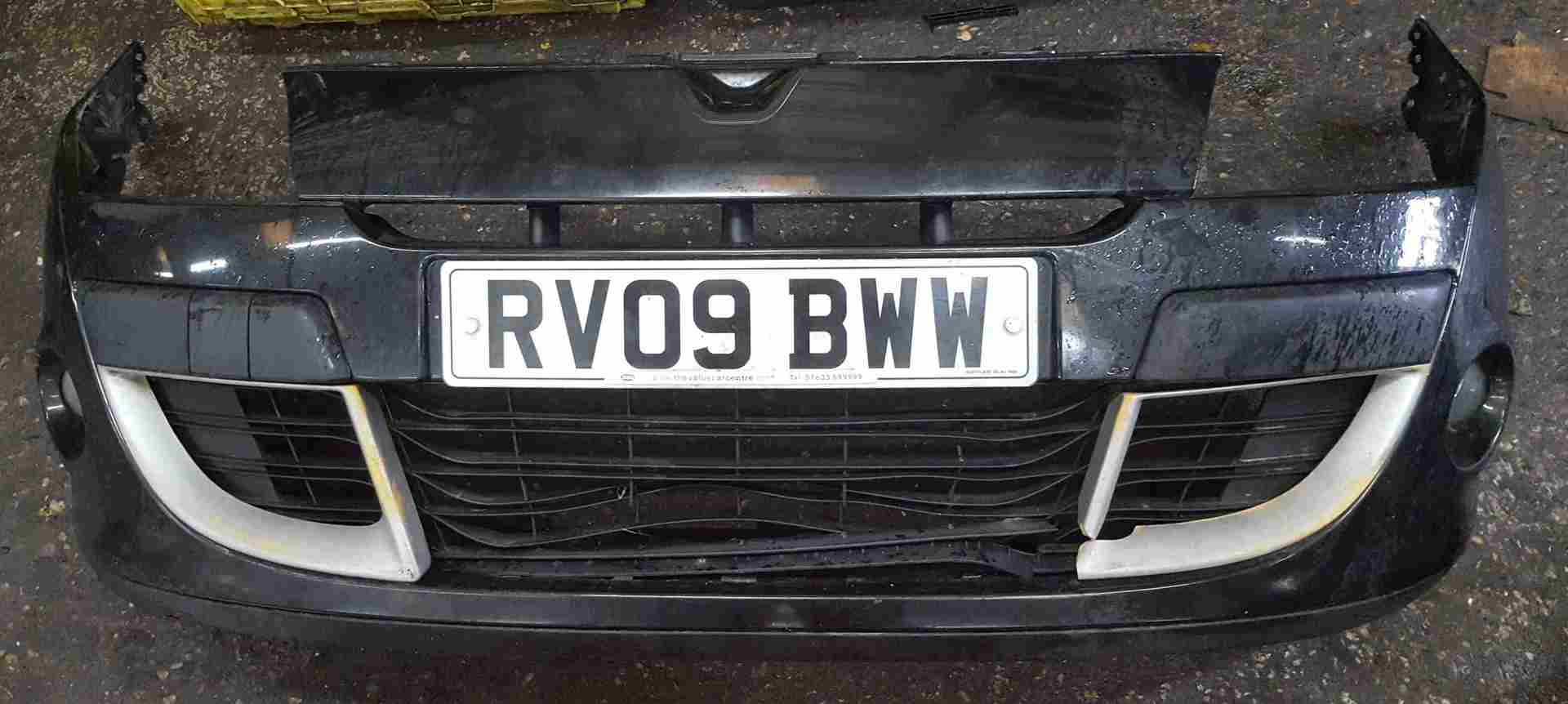 Renault Megane Coupe MK3 2008-2012 Front Bumper Black 676