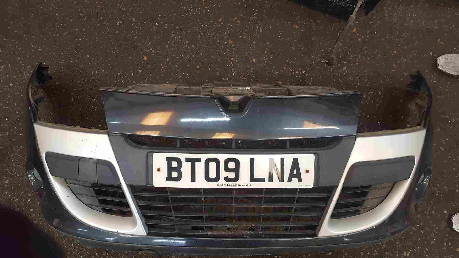 Thumb 5 Renault Megane MK3 2008-2012 Front Bumper Grey TEB66