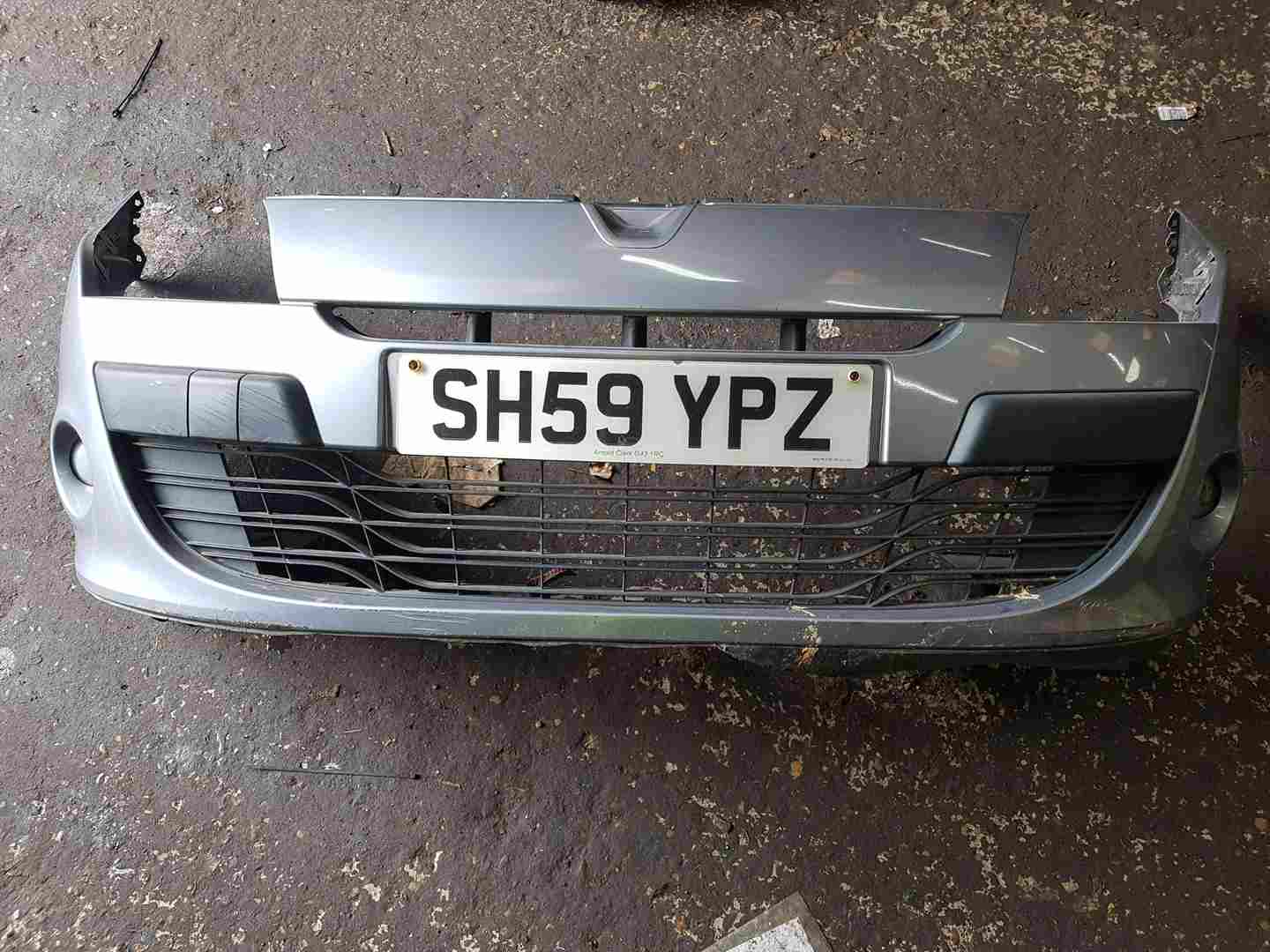 Renault Megane MK3 2008-2012 Front Bumper Grey Ternr
