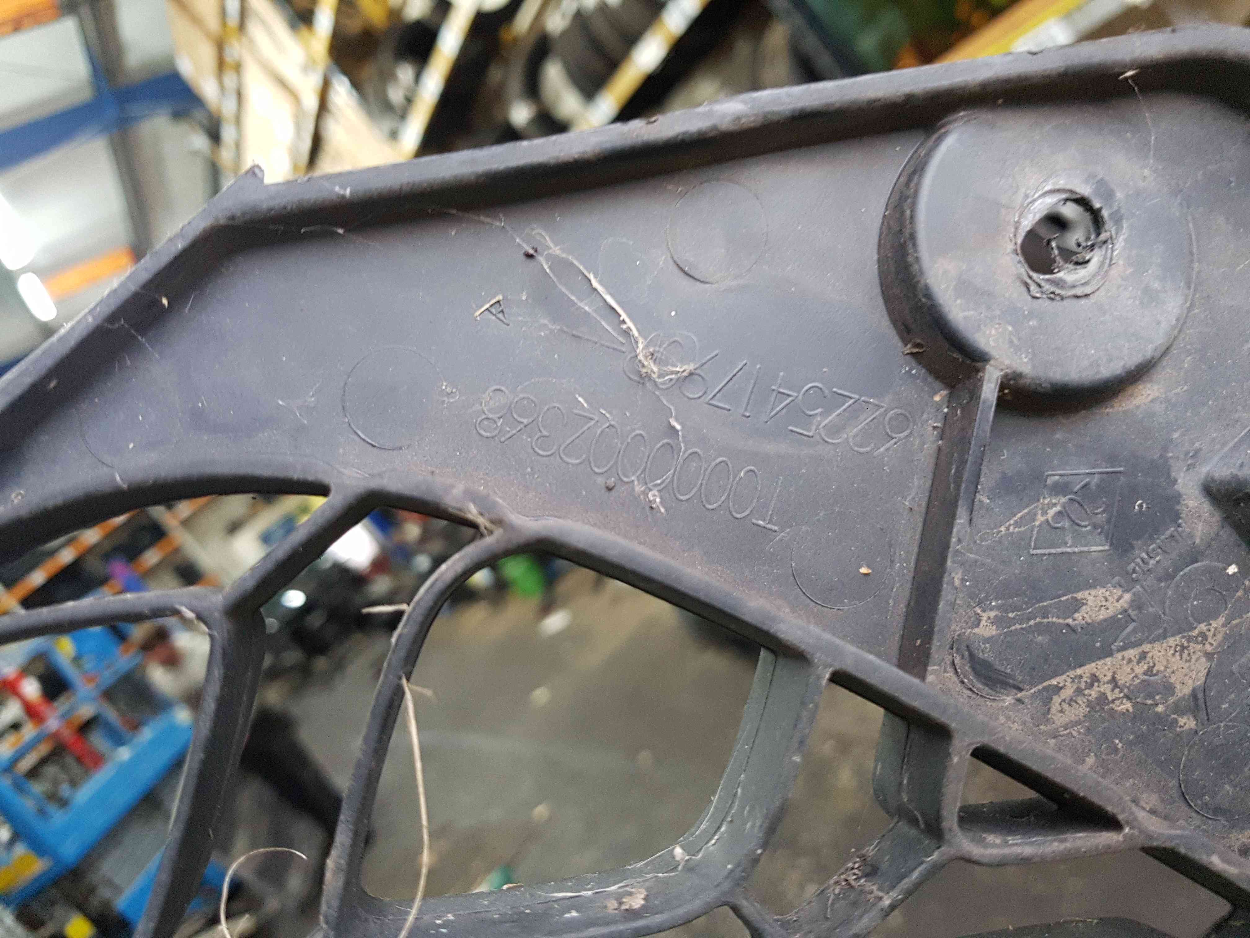 Thumb 4 Renault Megane MK3 2008-2012 Gt Line Front Bumper Bottom Grill Insert 622541790R