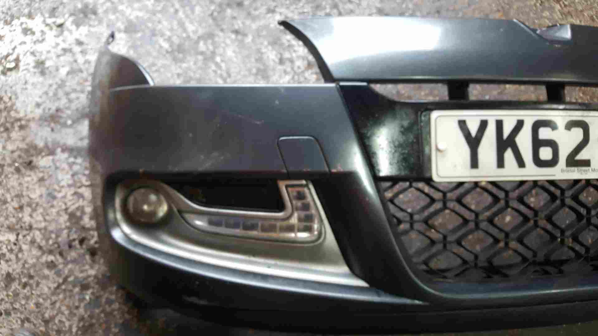 Thumb 6 Renault Megane MK3 Estate 2008-2012 Gt Line Front Bumper Grey Teb66
