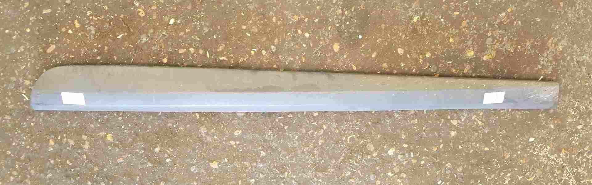 Renault Megane MK3 2008-2012 Passenger NSF Front Door Moulding Trim 3dr
