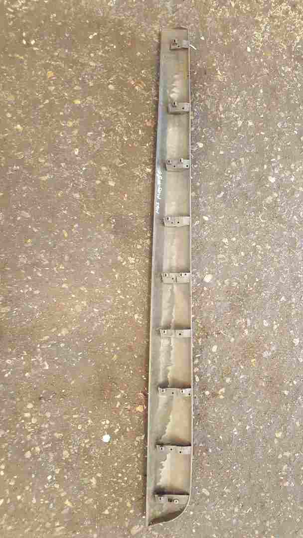 Thumb 2 Renault Megane MK3 2008-2012 Passenger NSF Front Door Moulding Trim 3dr