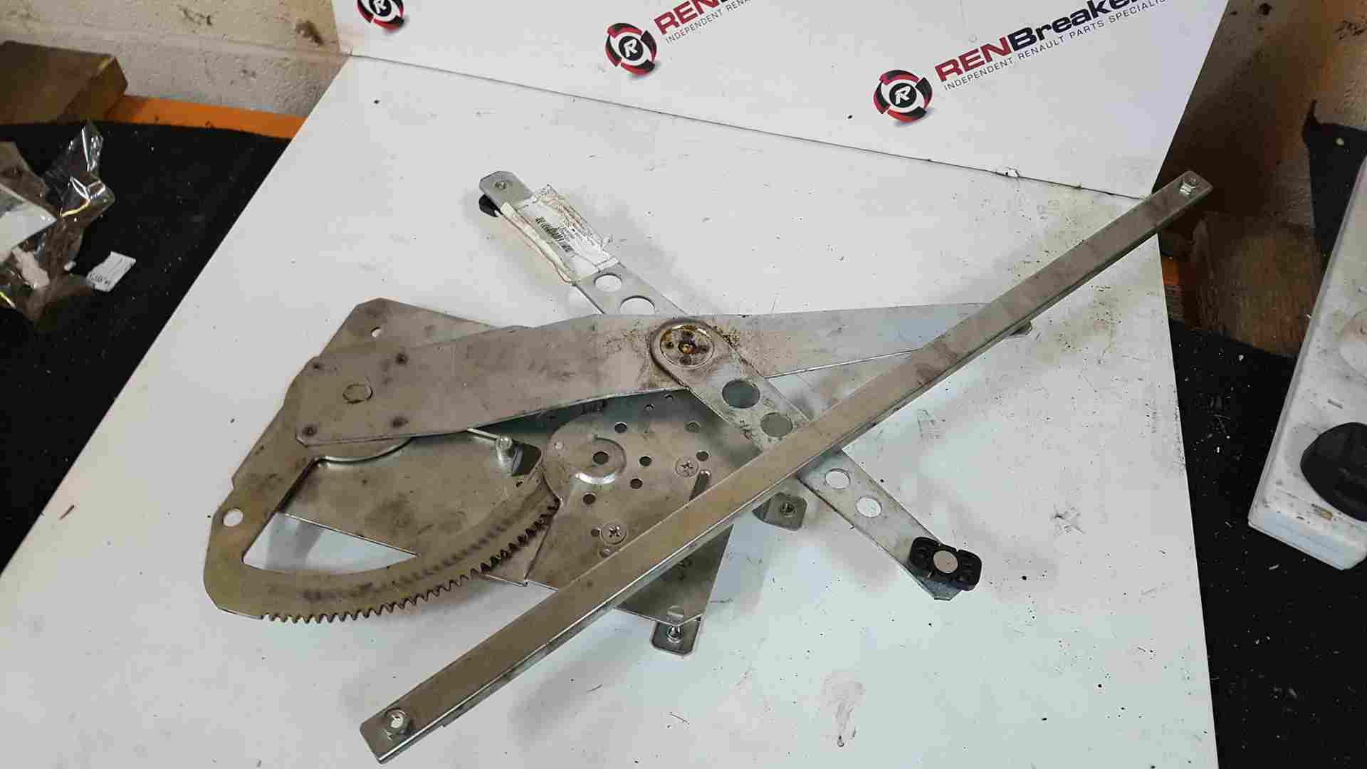 Renault Megane MK3 2008-2012 Passenger NSF Front Window Regulator Only