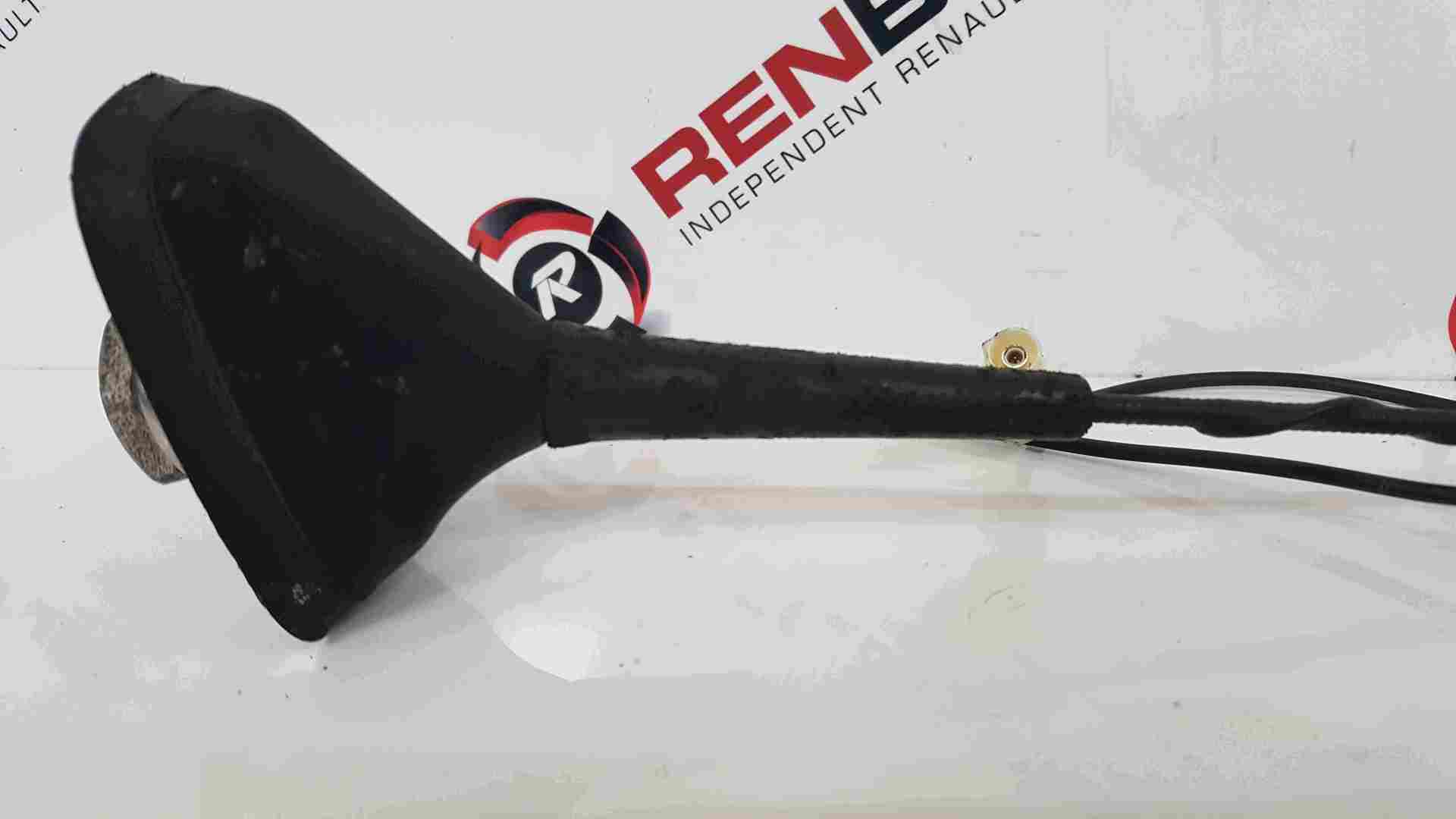 Thumb 2 Renault Megane MK3 2008-2012 Roof Aerial Antenna