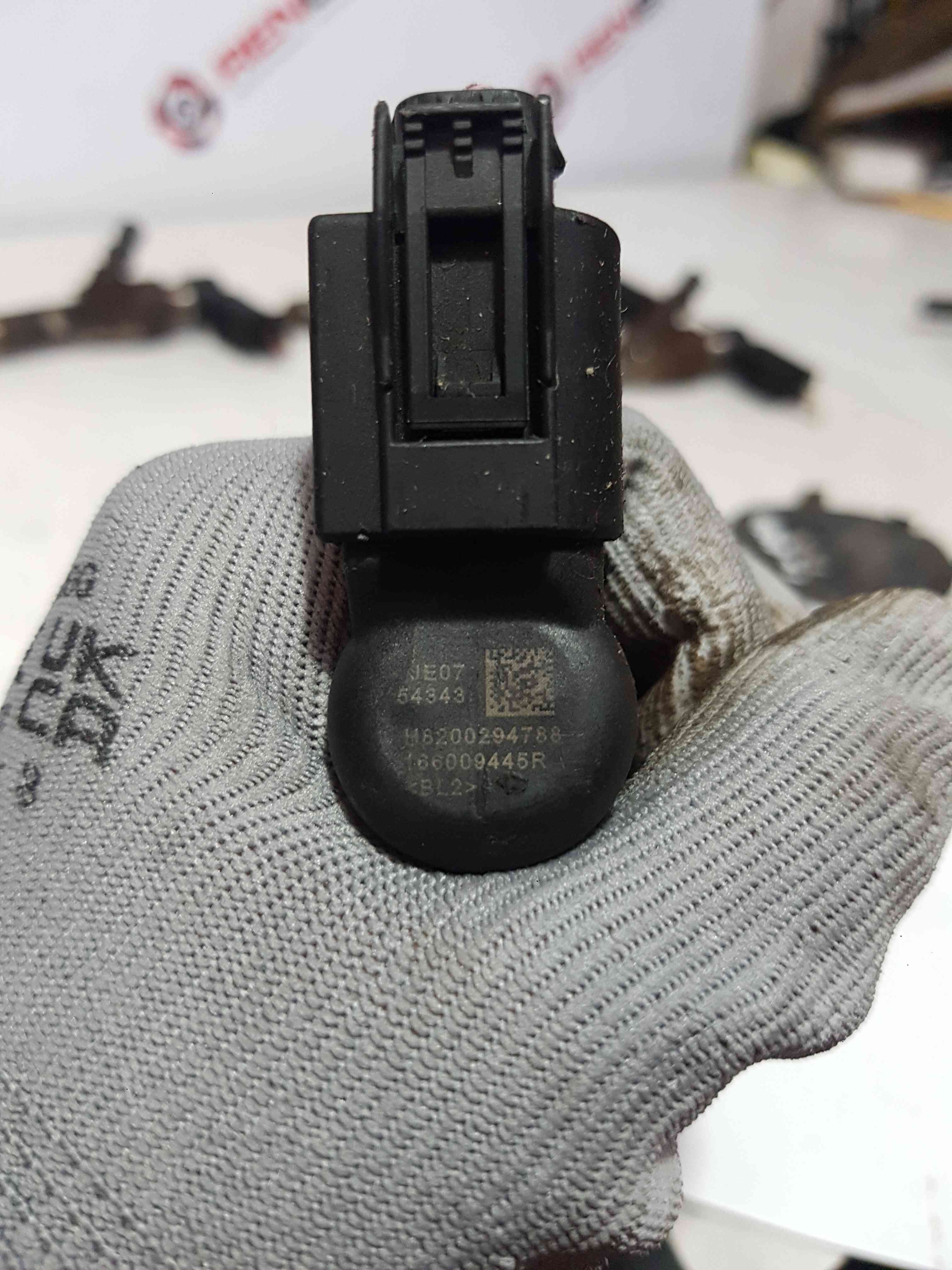 Thumb 4 Renault Megane MK3 2008-2014 1.5 DCI Diesel Injectors X4 SET K9K 832 8200294788