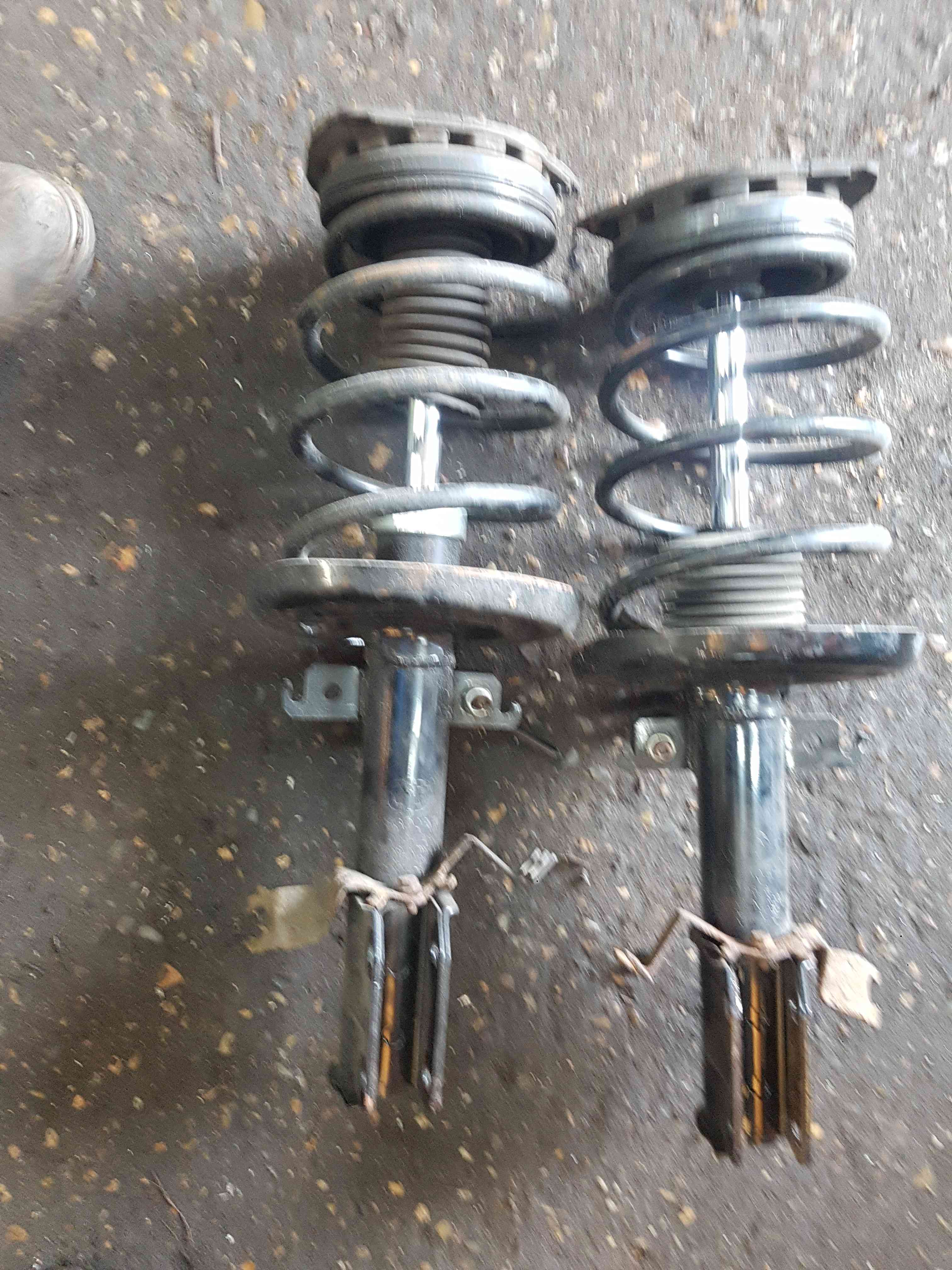 Thumb 3 Renault Megane MK3 2008-2014 1.5 DCI Front Pair NSF Osf Spring Strut LEG