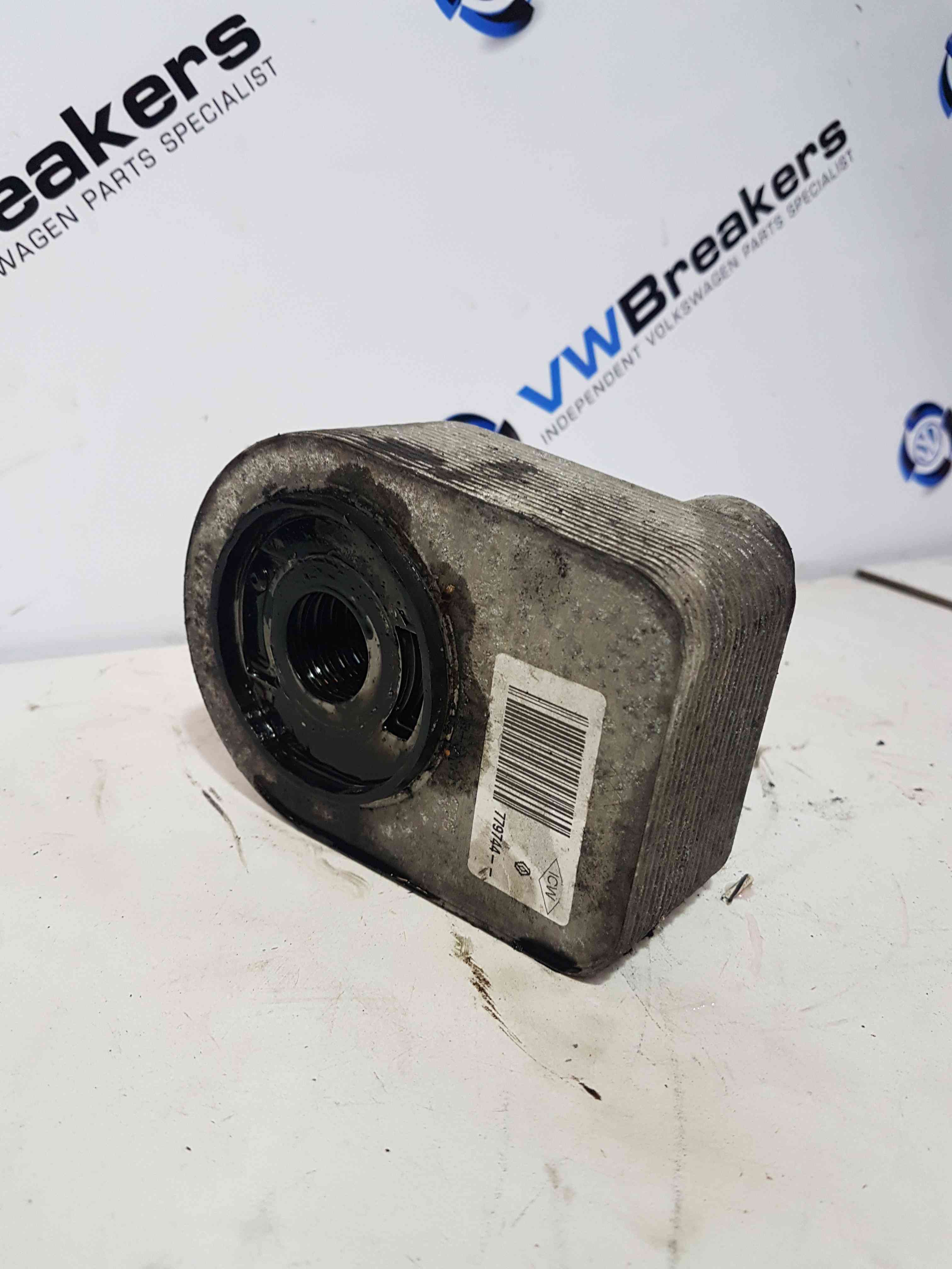 Thumb 7 Renault Megane MK3 2008-2014 1.5 DCI Oil Cooler Filter Housing K9K 832 779744