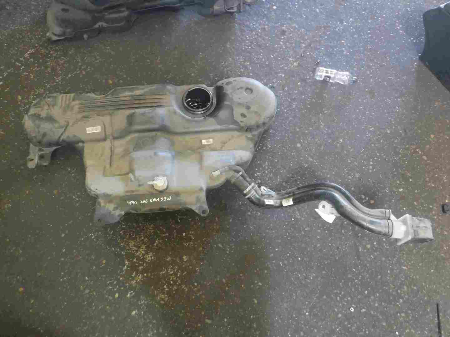 Renault Megane MK3 2008-2014 1.5 dCi Diesel Fuel Tank 172023655R