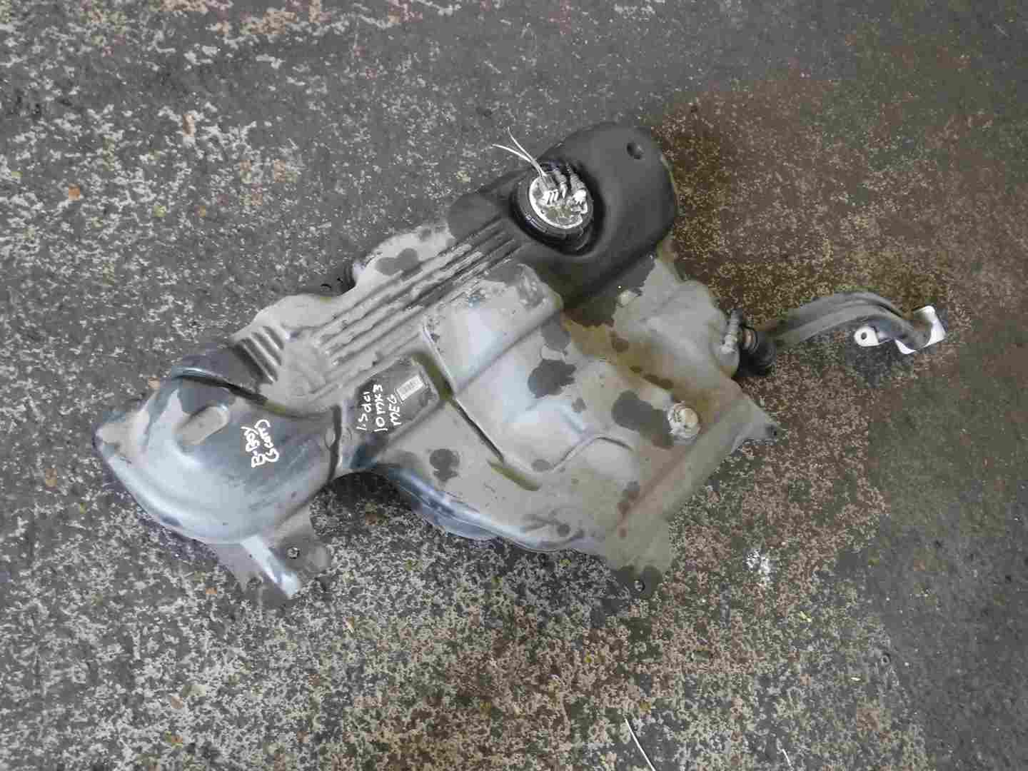 Renault Megane MK3 2008-2014 1.6 Petrol Fuel Tank 172030011R