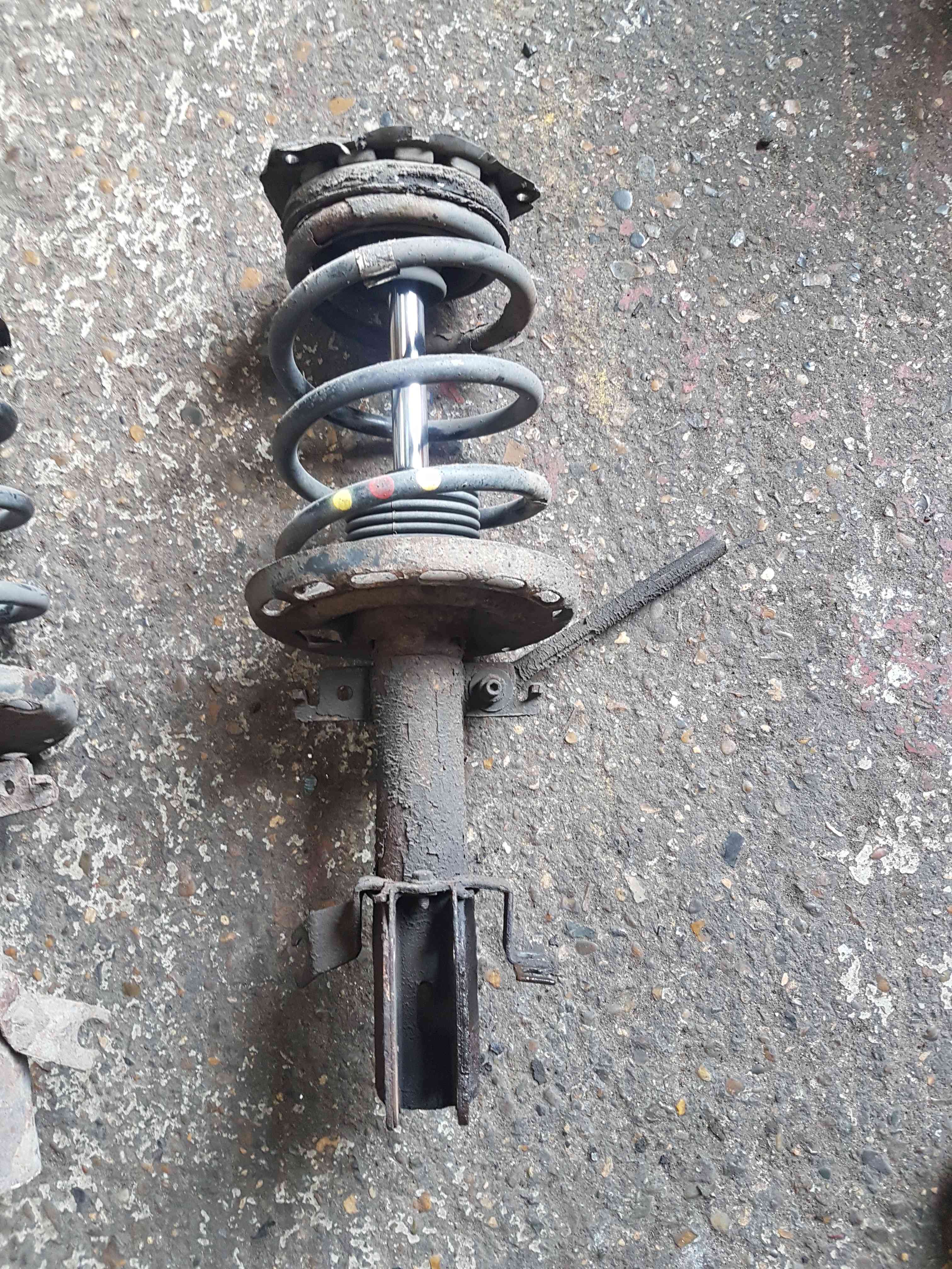 Thumb 4 Renault Megane MK3 2008-2014 1.9 DCI Passenger NSF Front Spring Shock Strut