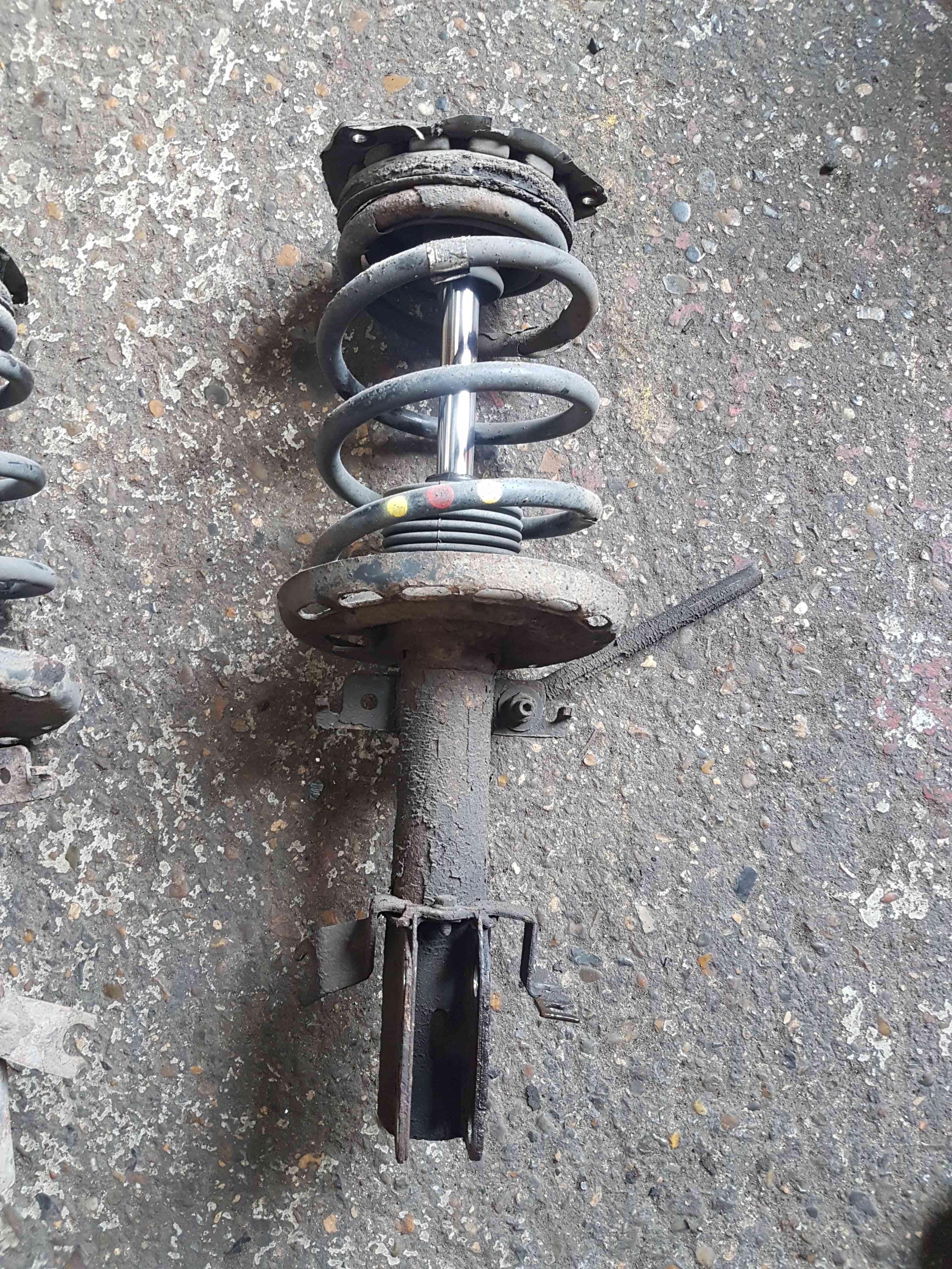 Thumb 5 Renault Megane MK3 2008-2014 1.9 DCI Passenger NSF Front Spring Shock Strut
