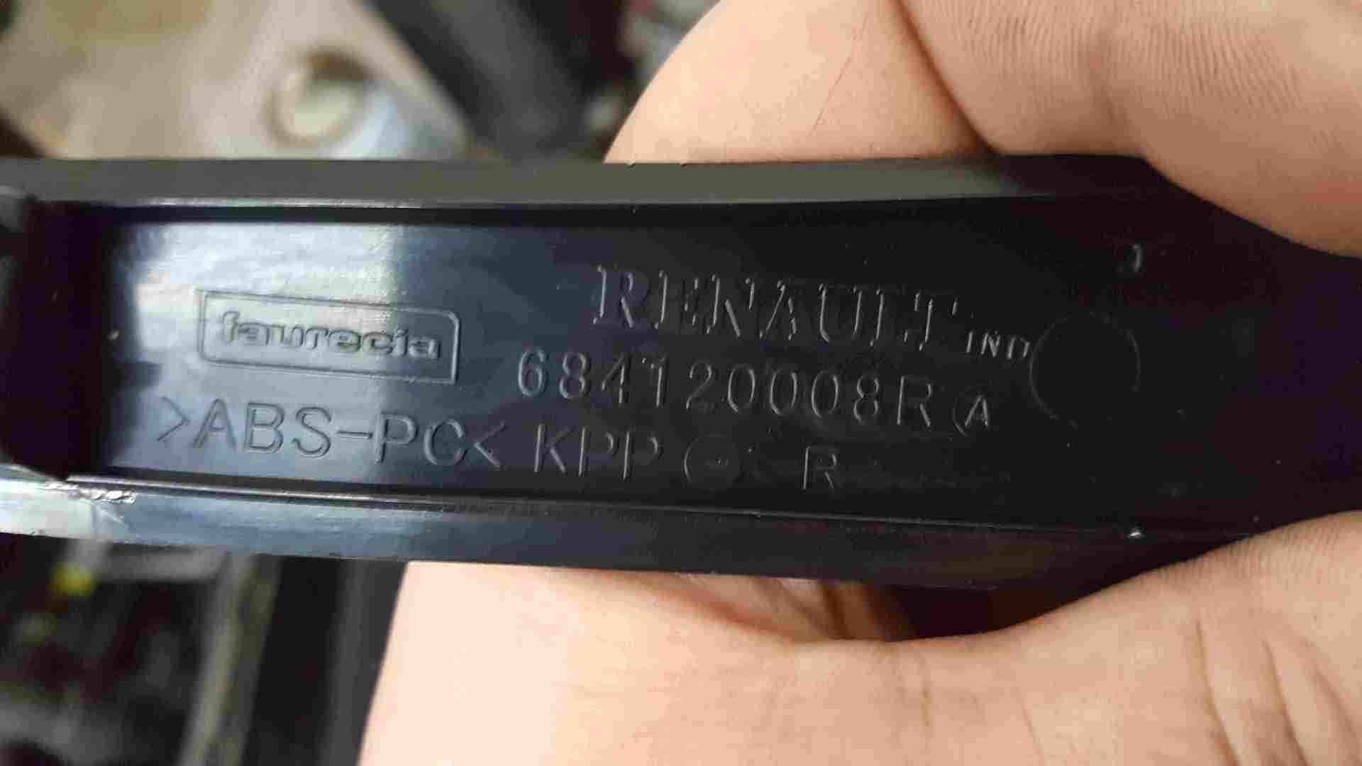 Thumb 2 Renault Megane MK3 2008-2014 Dashboard NS Insert Trim Moulding 684120008R