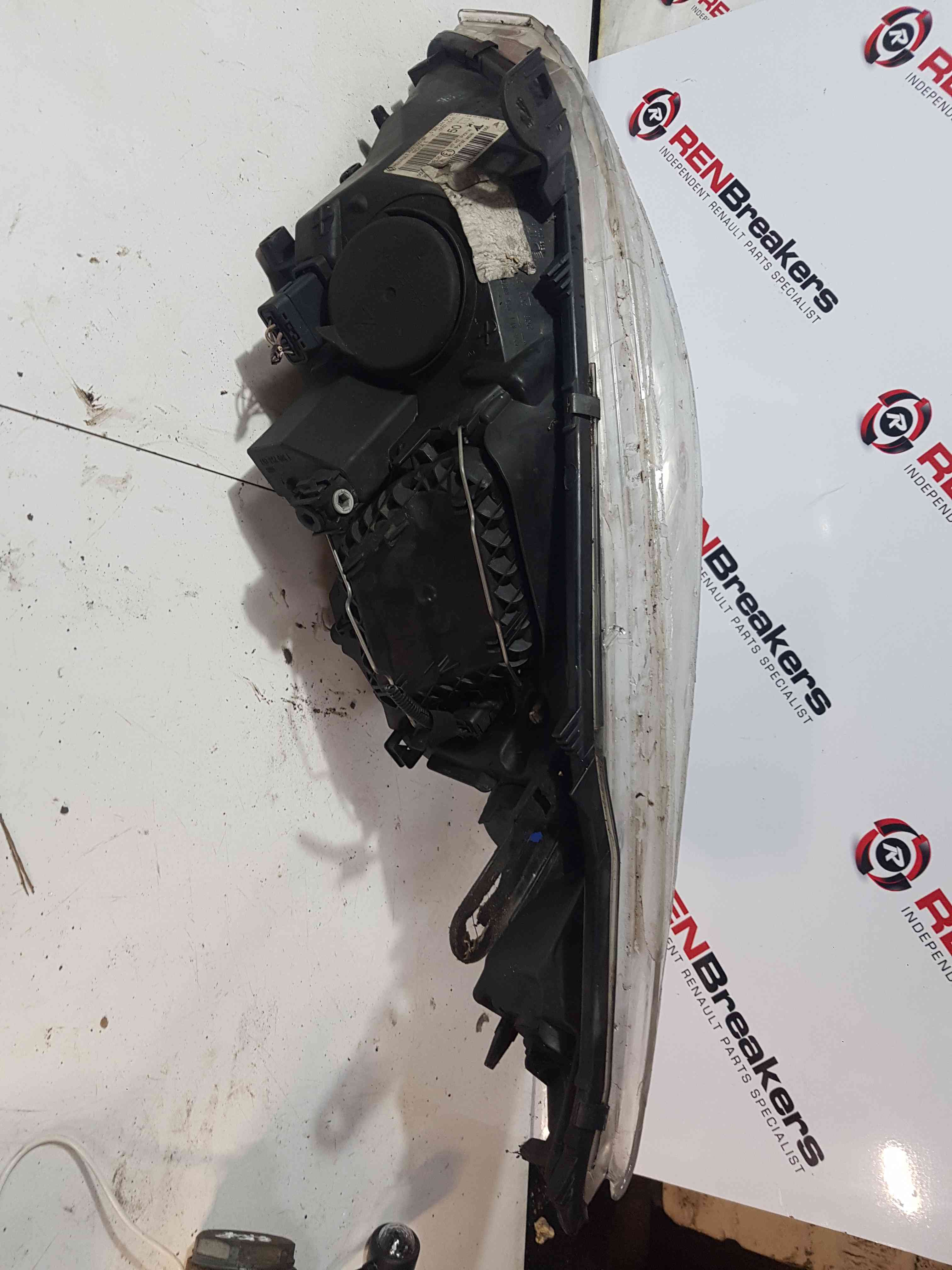 Thumb 4 Renault Megane MK3 2008-2014 Drivers OSF Front Headlight Head Lamp 260100018R