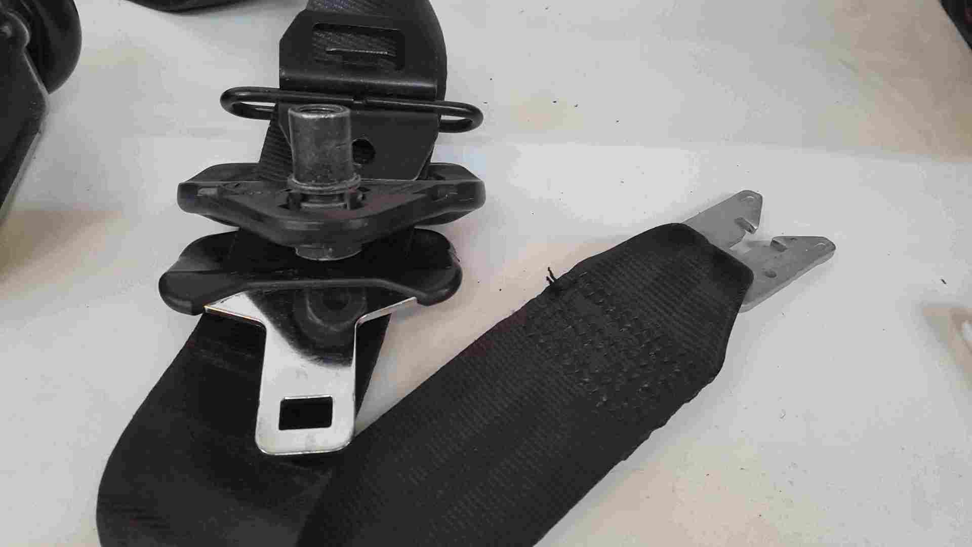 Thumb 3 Renault Megane MK3 2008-2014 Drivers OSF Front Seat Belt 5dr