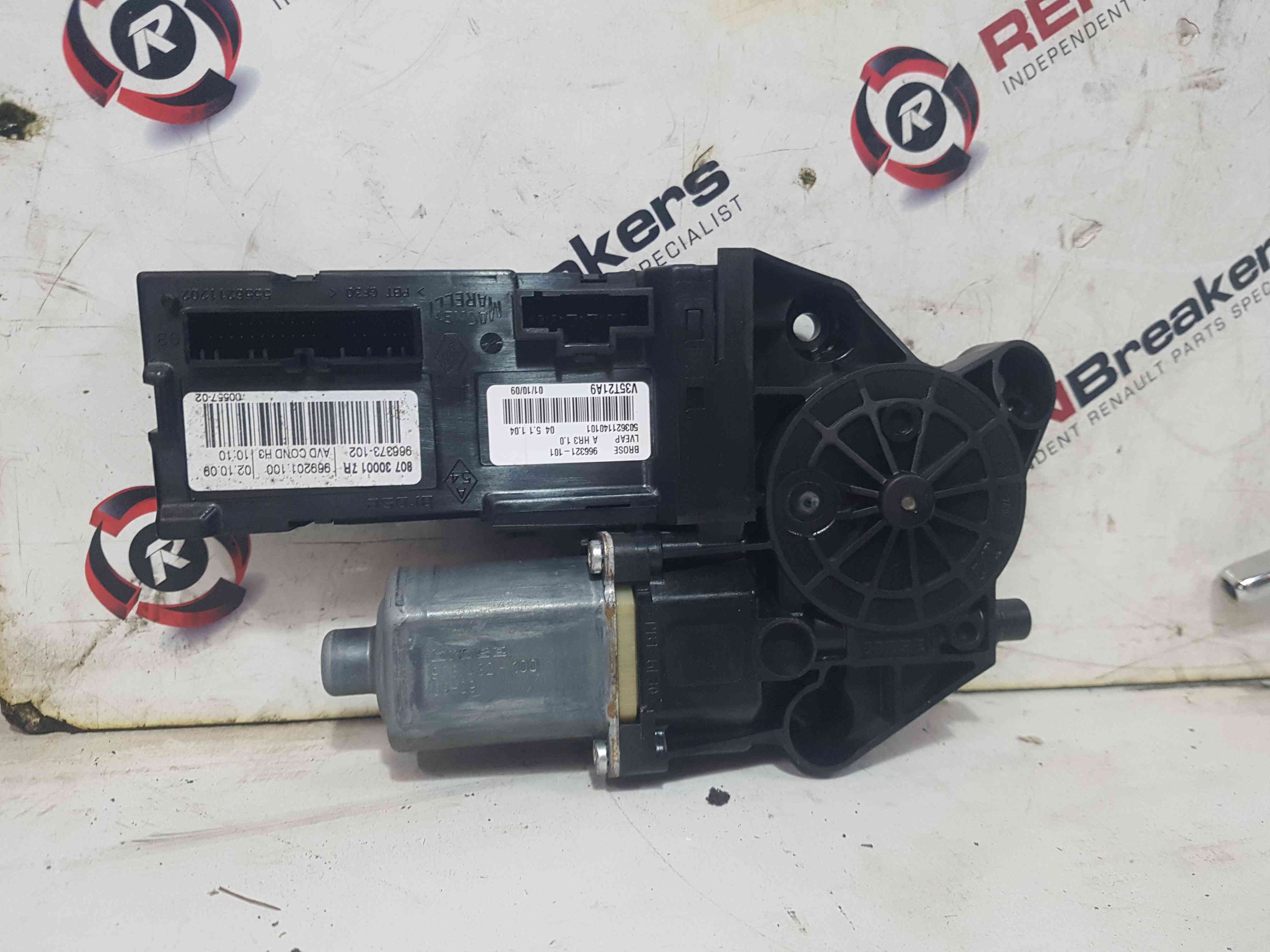 Thumb 3 Renault Megane MK3 2008-2014 Drivers OSF Front Window Motor 5Dr Hb 807300017R 